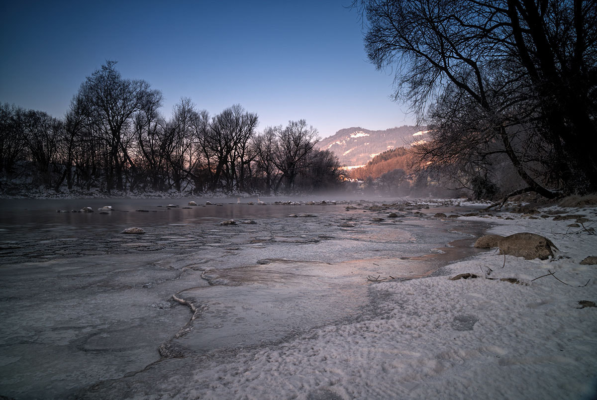 Sony Vario-Tessar T* E 16-70mm F4 ZA OSS sample photo. River landscape photography