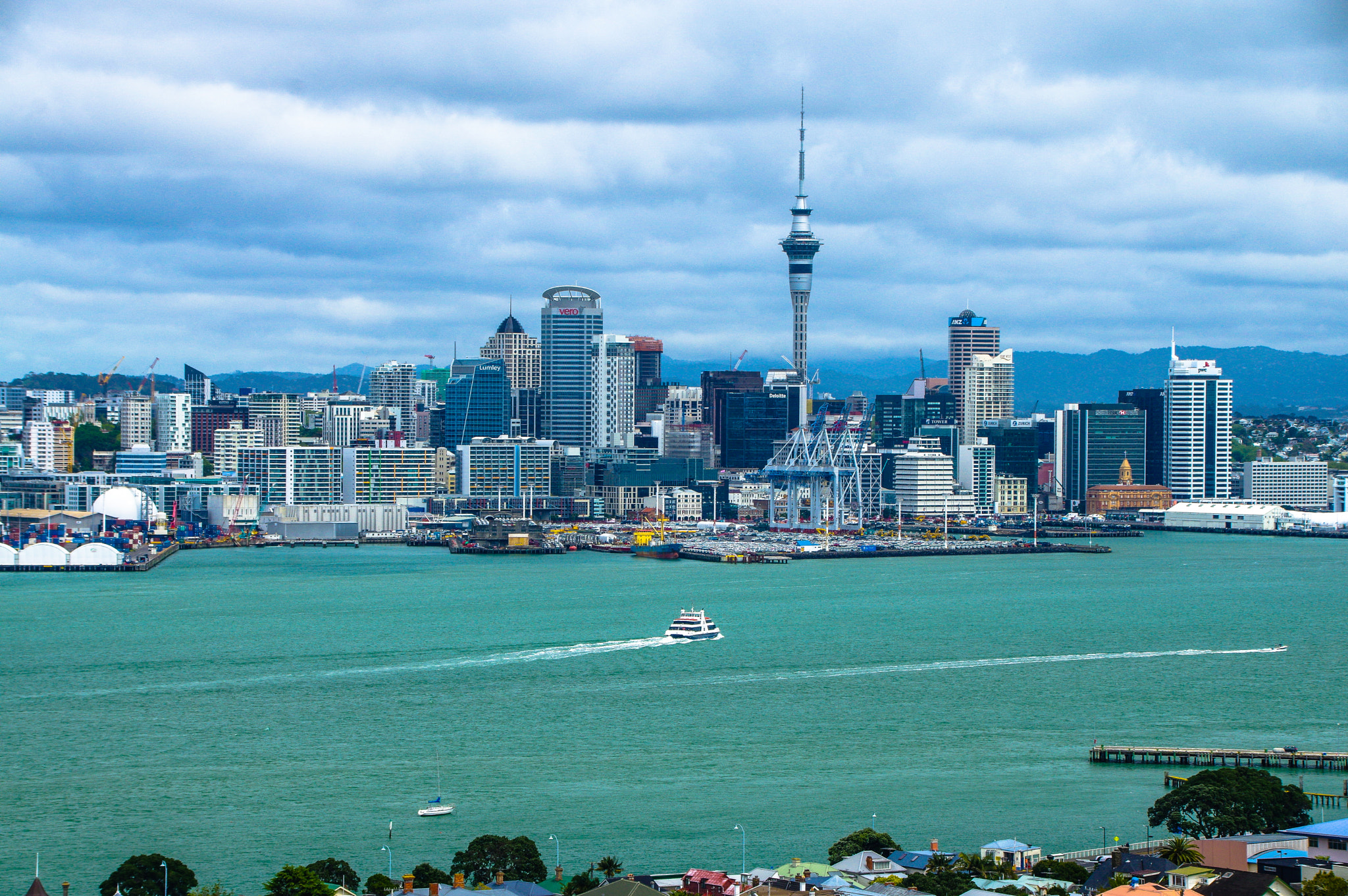 Sigma 18-300mm F3.5-6.3 DC Macro HSM sample photo. Auckland city view photography