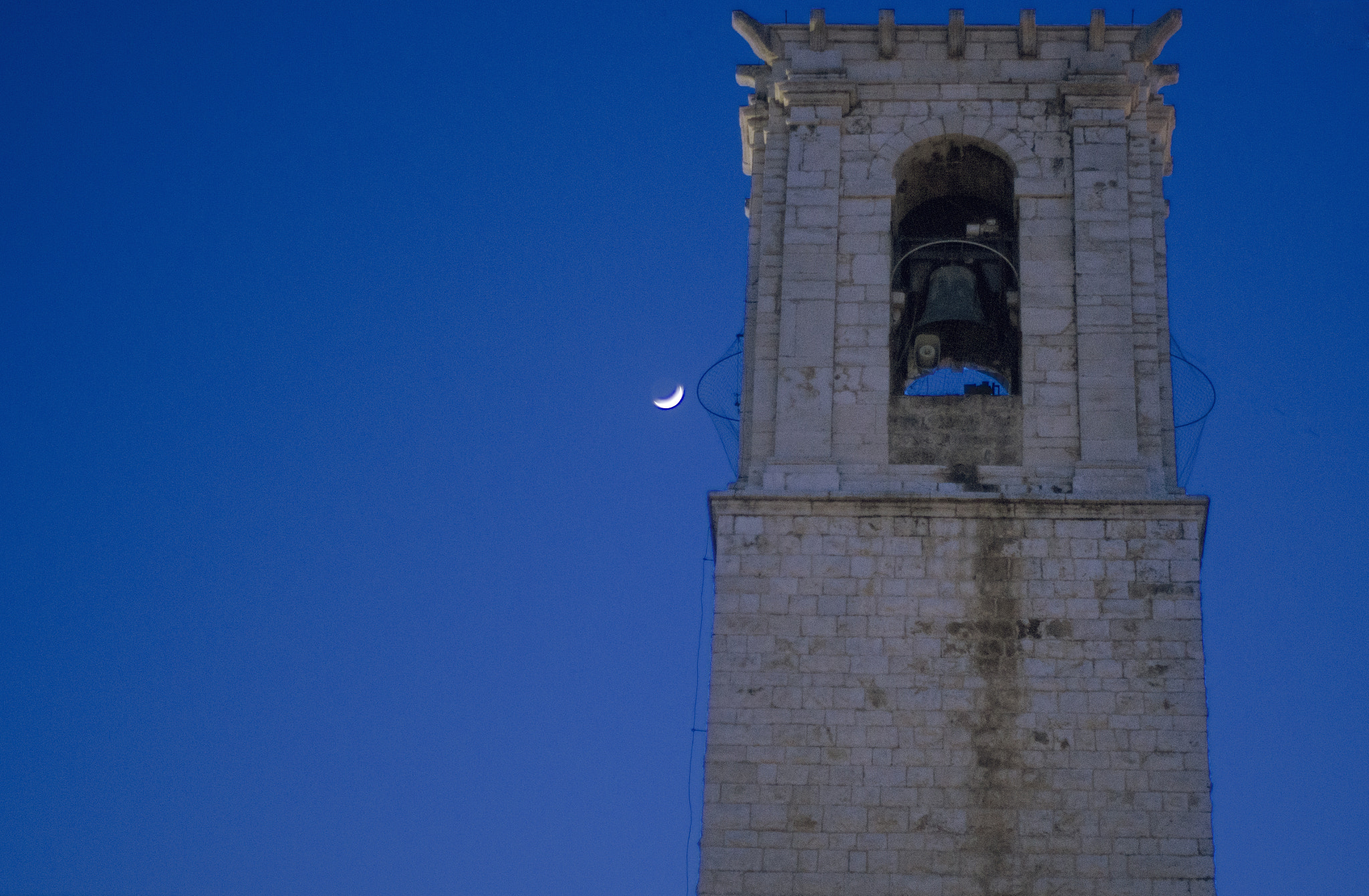 AF Nikkor 50mm f/1.8 sample photo. Bell tower photography