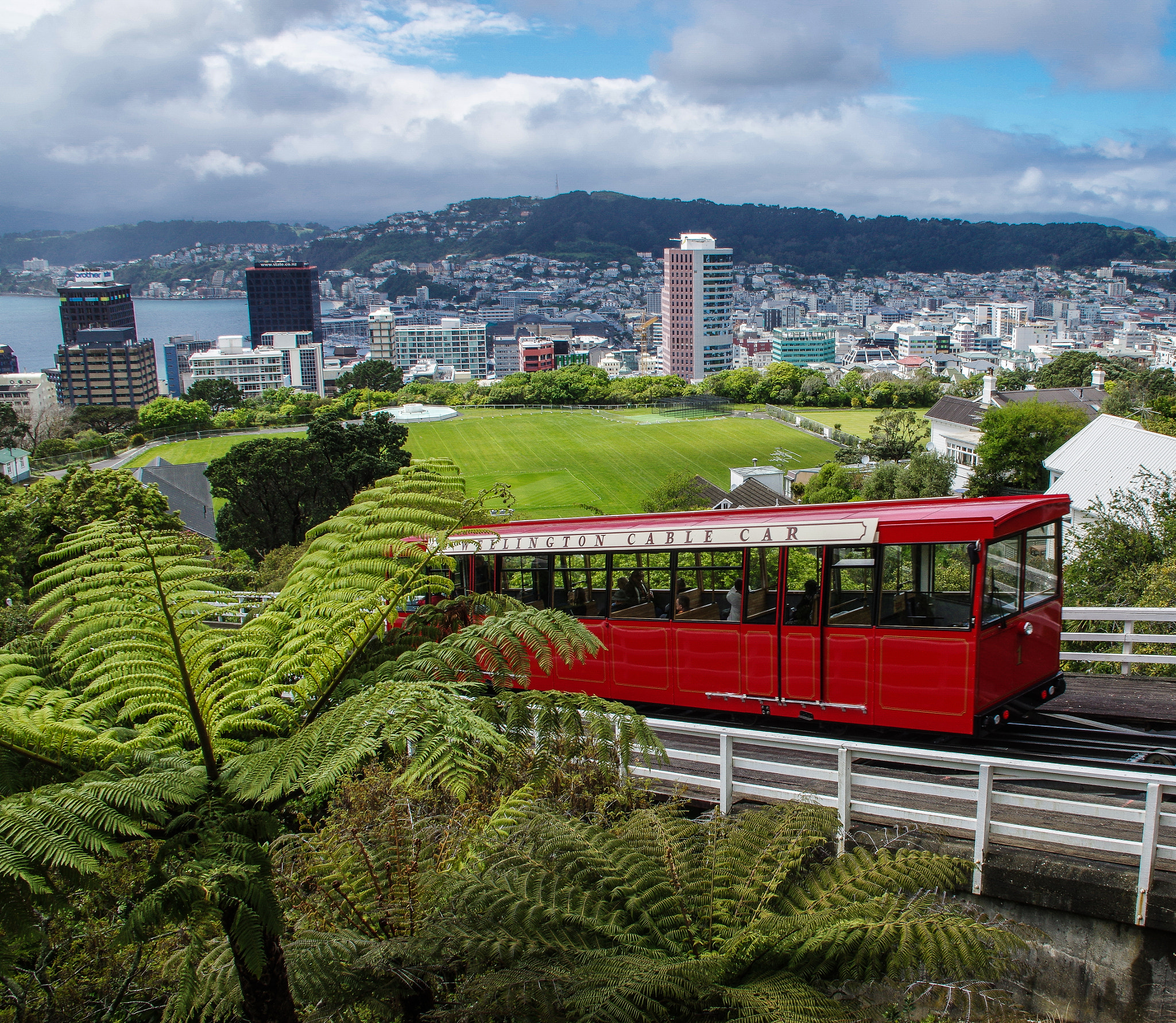 Sigma 18-300mm F3.5-6.3 DC Macro HSM sample photo. Wellington able car photography