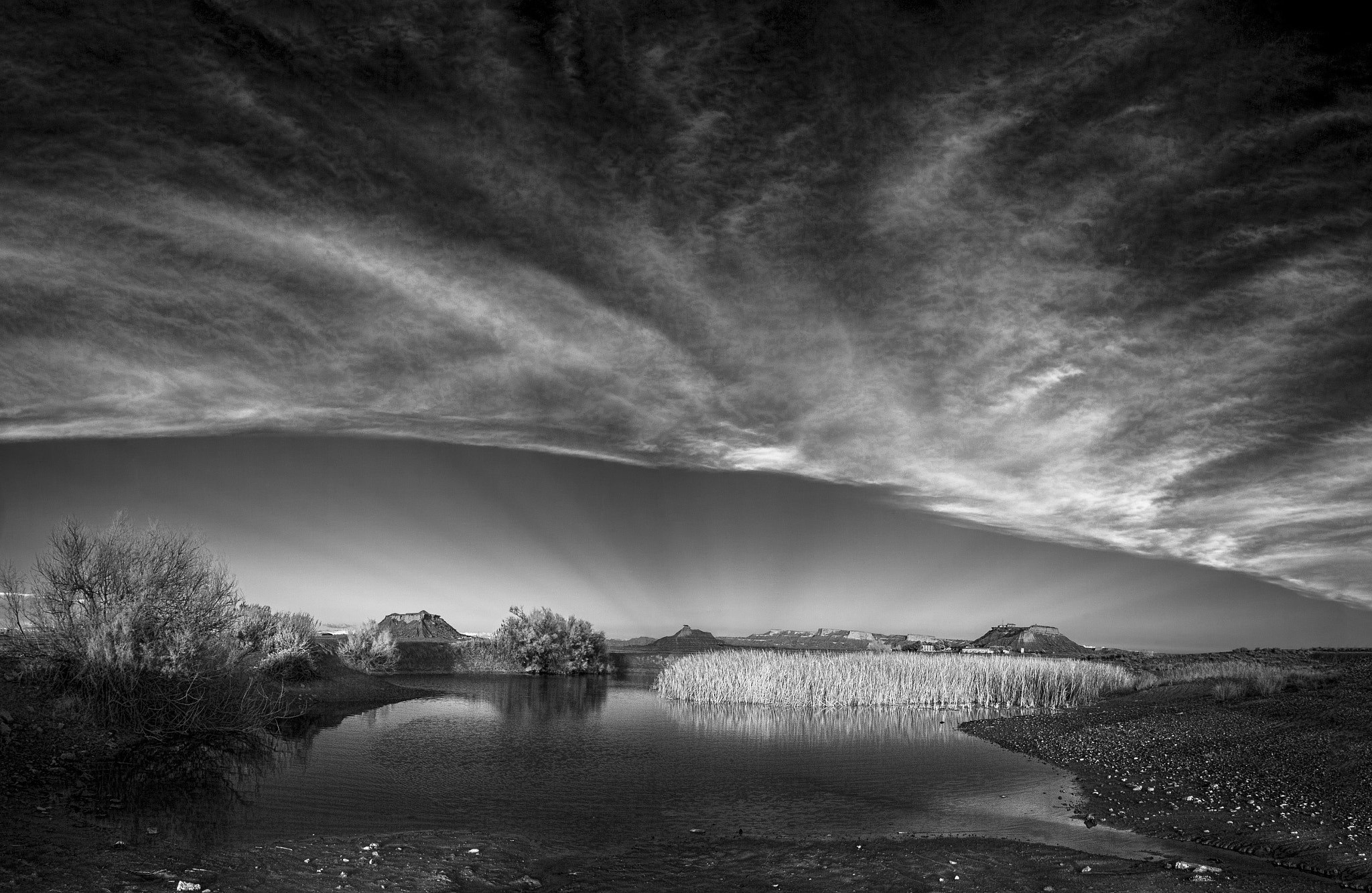 Canon EOS 5D + Canon EF 24-105mm F4L IS USM sample photo. Bardenas (infrared 8 photos pano) photography