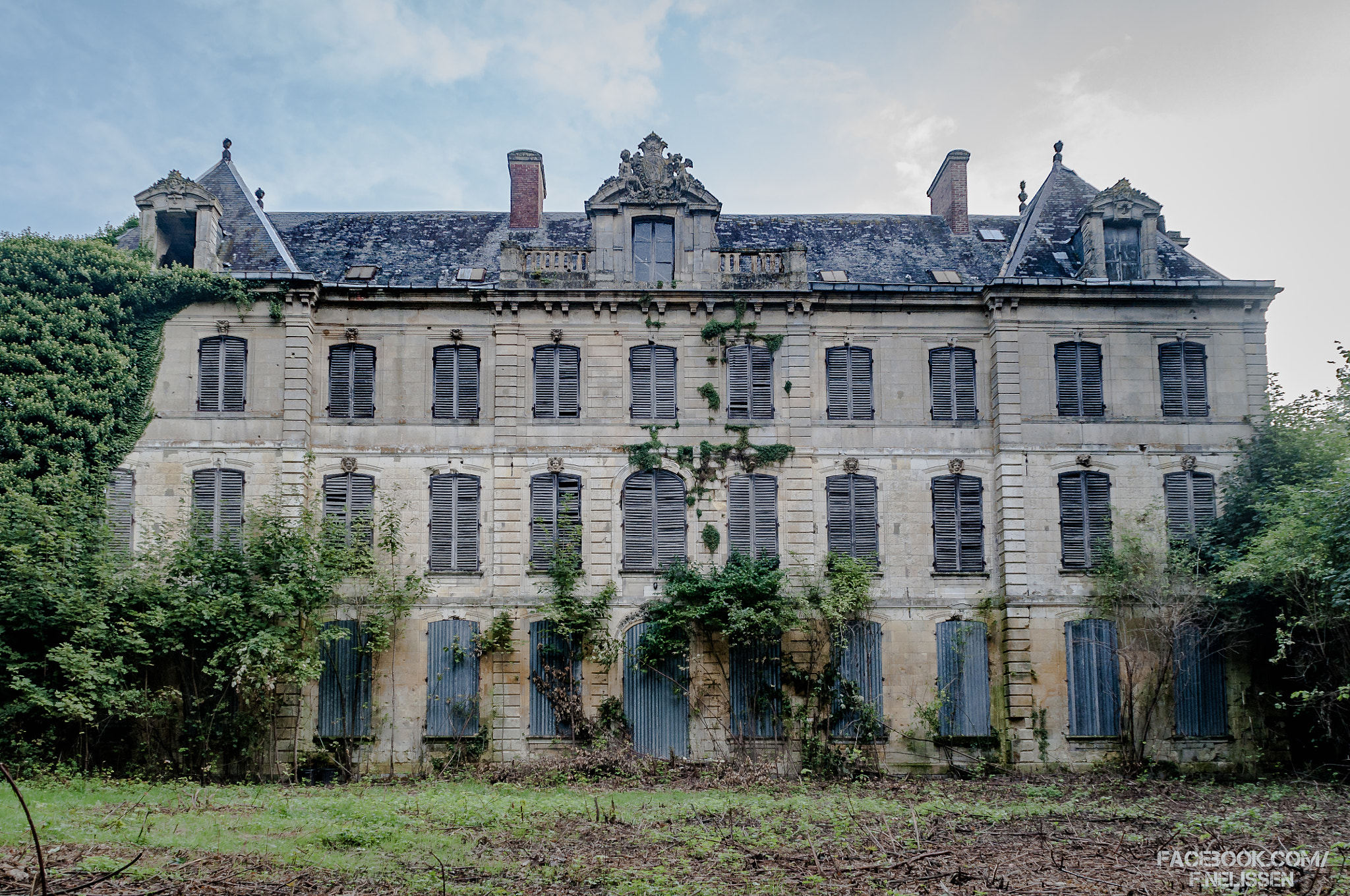 Nikon D5000 sample photo. France villa photography