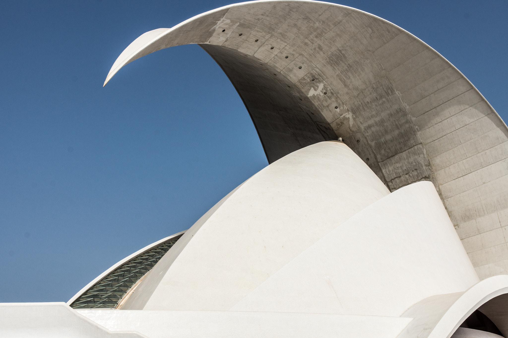 Sony SLT-A65 (SLT-A65V) sample photo. Auditorio de tenerife - bow photography