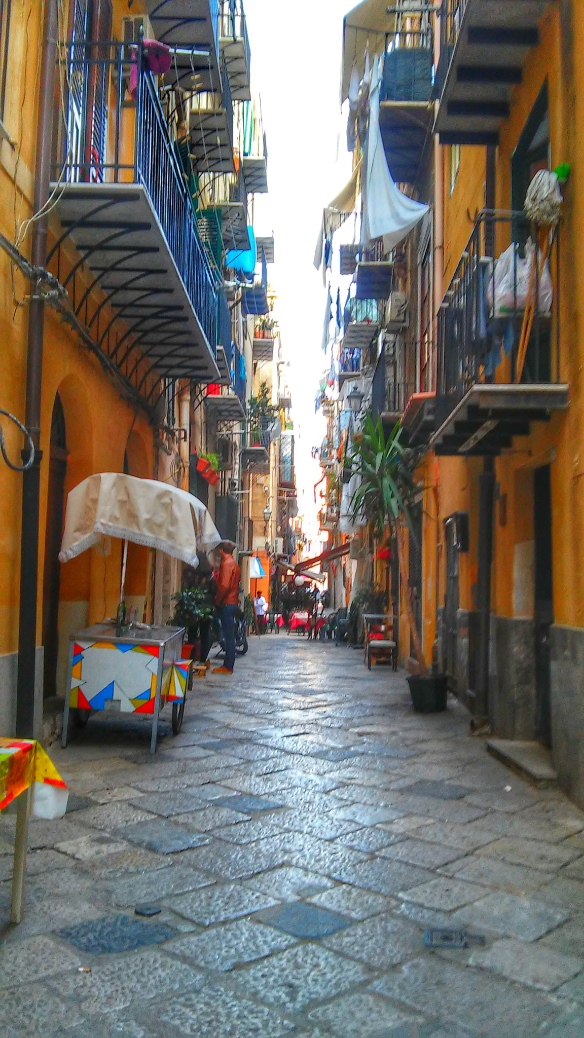 LG D405N sample photo. Palermo street photography