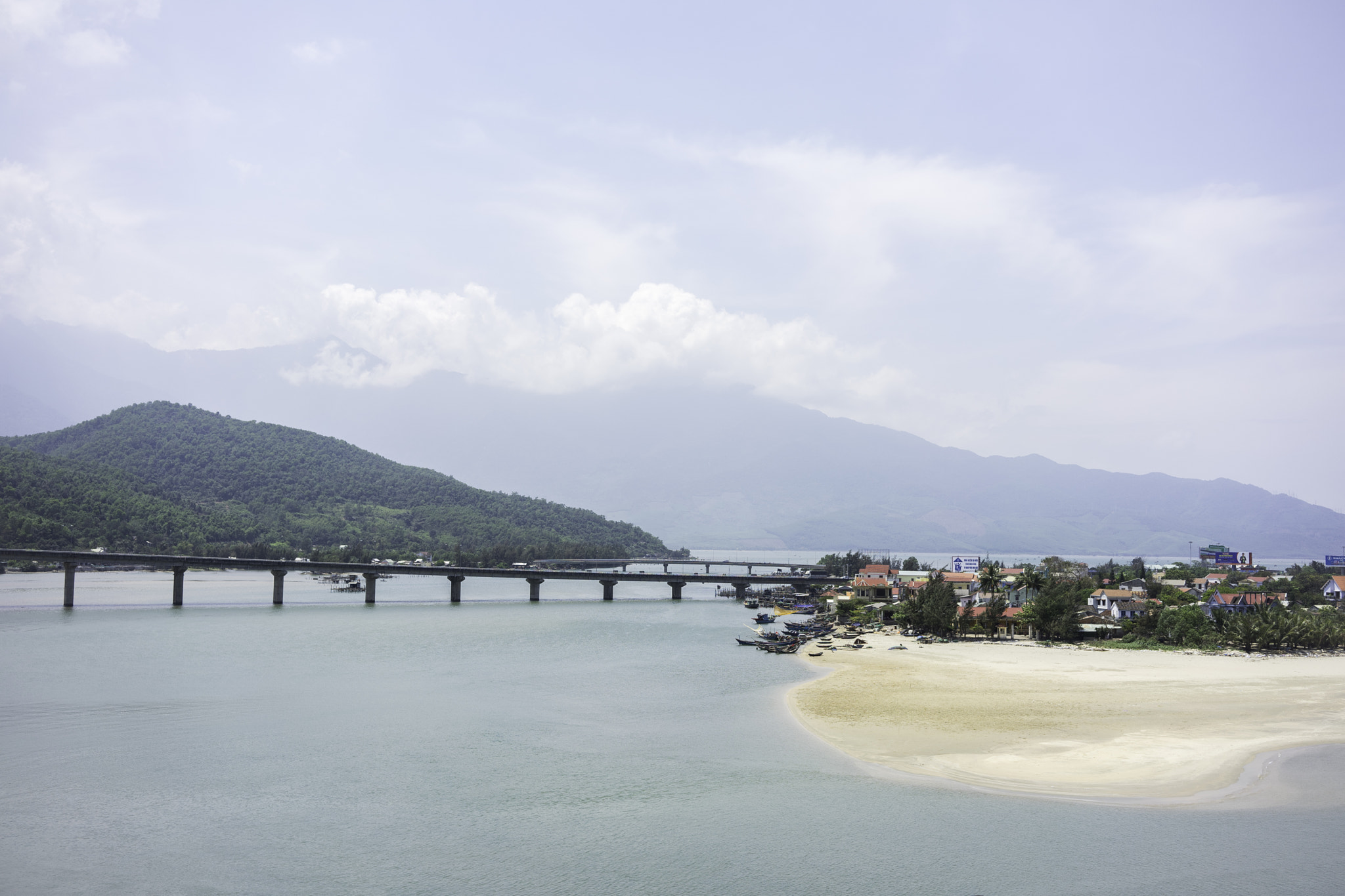 Sony a7 II + Sony Sonnar T* FE 35mm F2.8 ZA sample photo. Vietnam photography