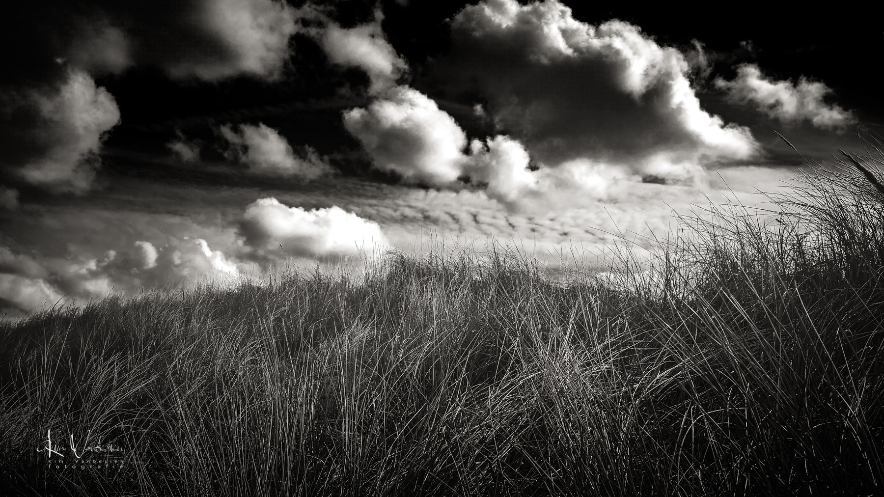 Canon EF-M 22mm F2 STM sample photo. Clouds & dunes photography