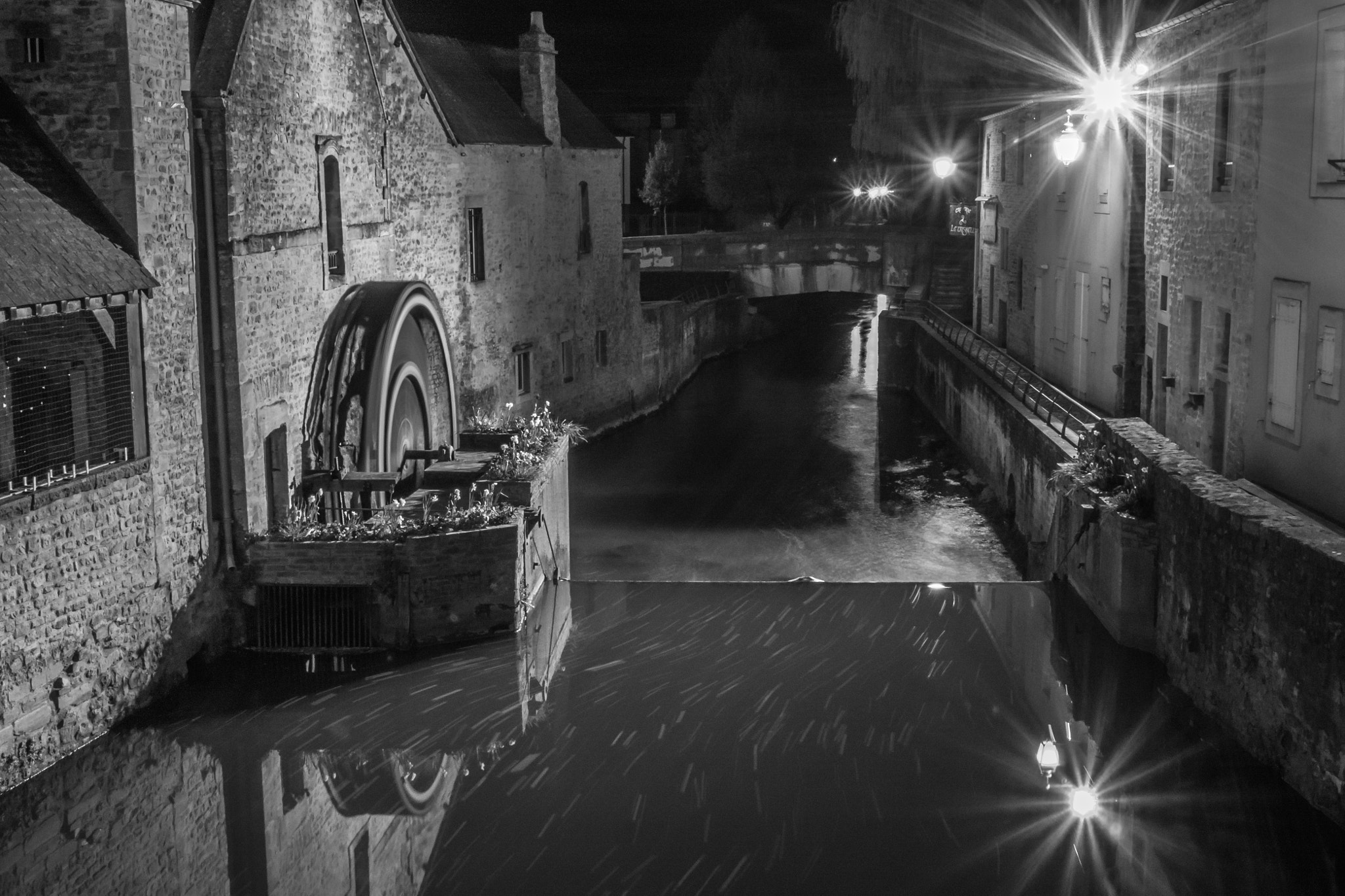 Canon EOS 450D (EOS Rebel XSi / EOS Kiss X2) sample photo. Moulin à bayeux, normandie, france photography