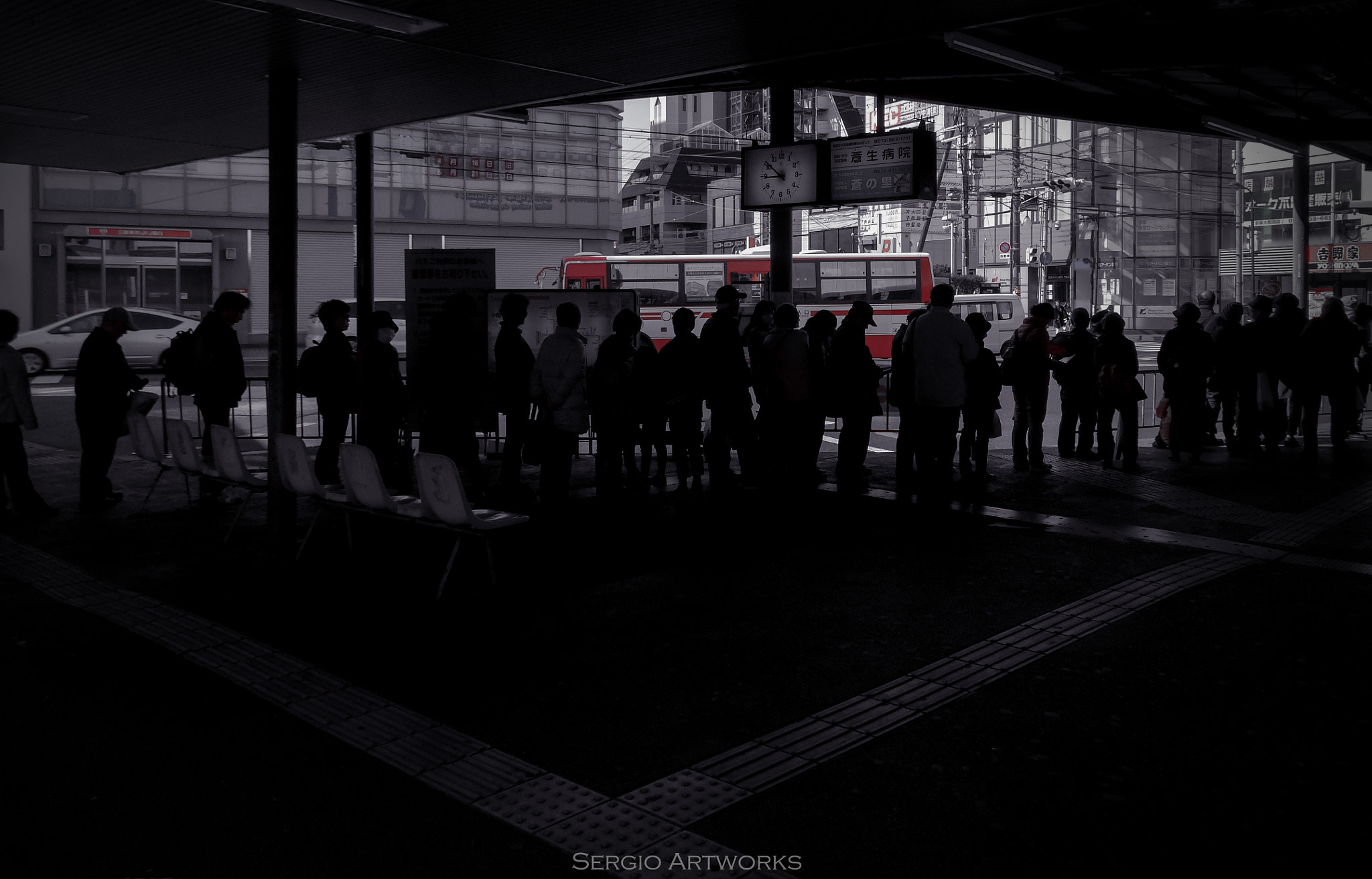 Sony Cyber-shot DSC-HX30V sample photo. People waiting for the bus photography