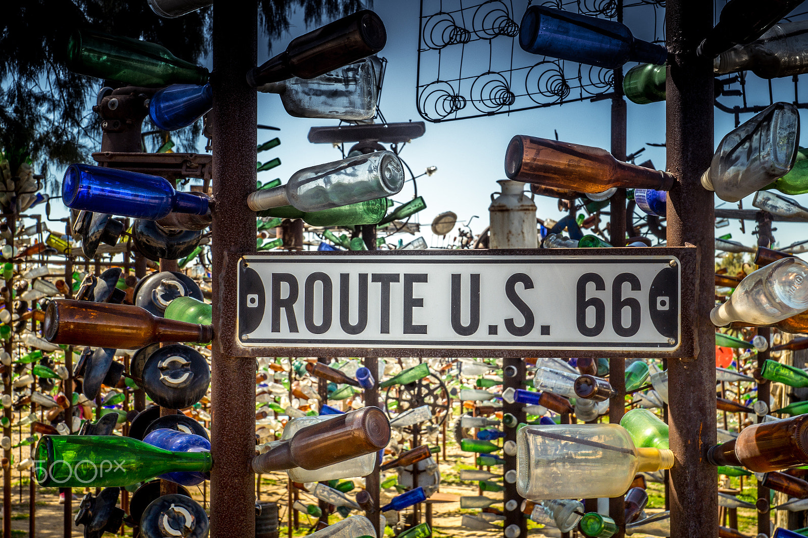 Sony SLT-A58 sample photo. Elmer's bottle tree ranch photography