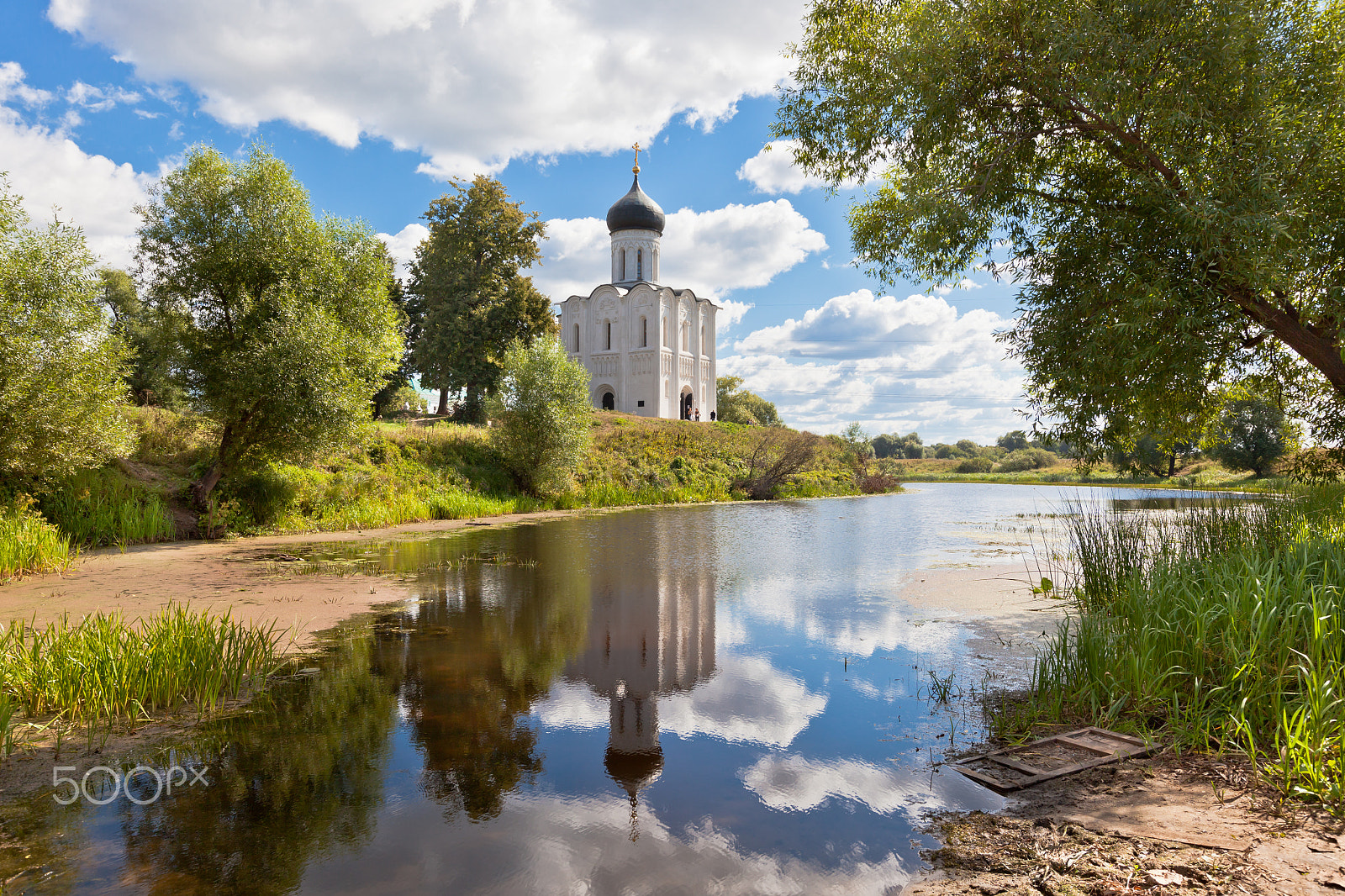 Canon EOS 5D Mark II sample photo. Russian famous church photography