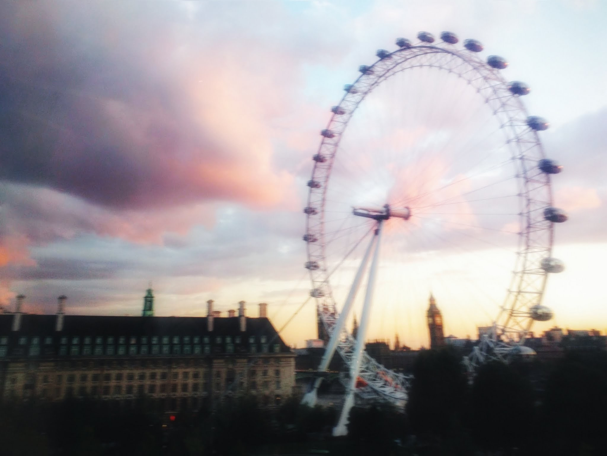 Motorola Nexus 6 sample photo. London eye taken from mini london eye photography