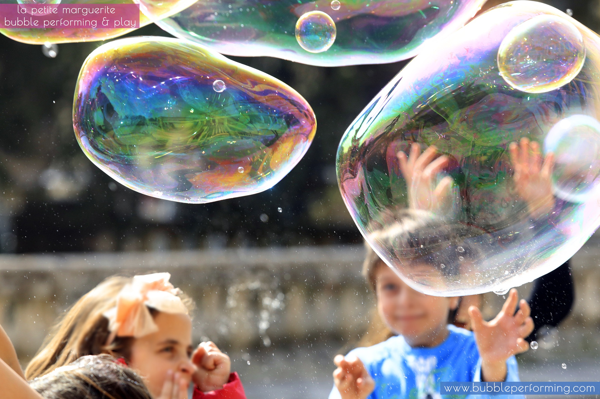 Canon EF 70-200mm F2.8L USM sample photo. Hands on the bubbles / corfu photography