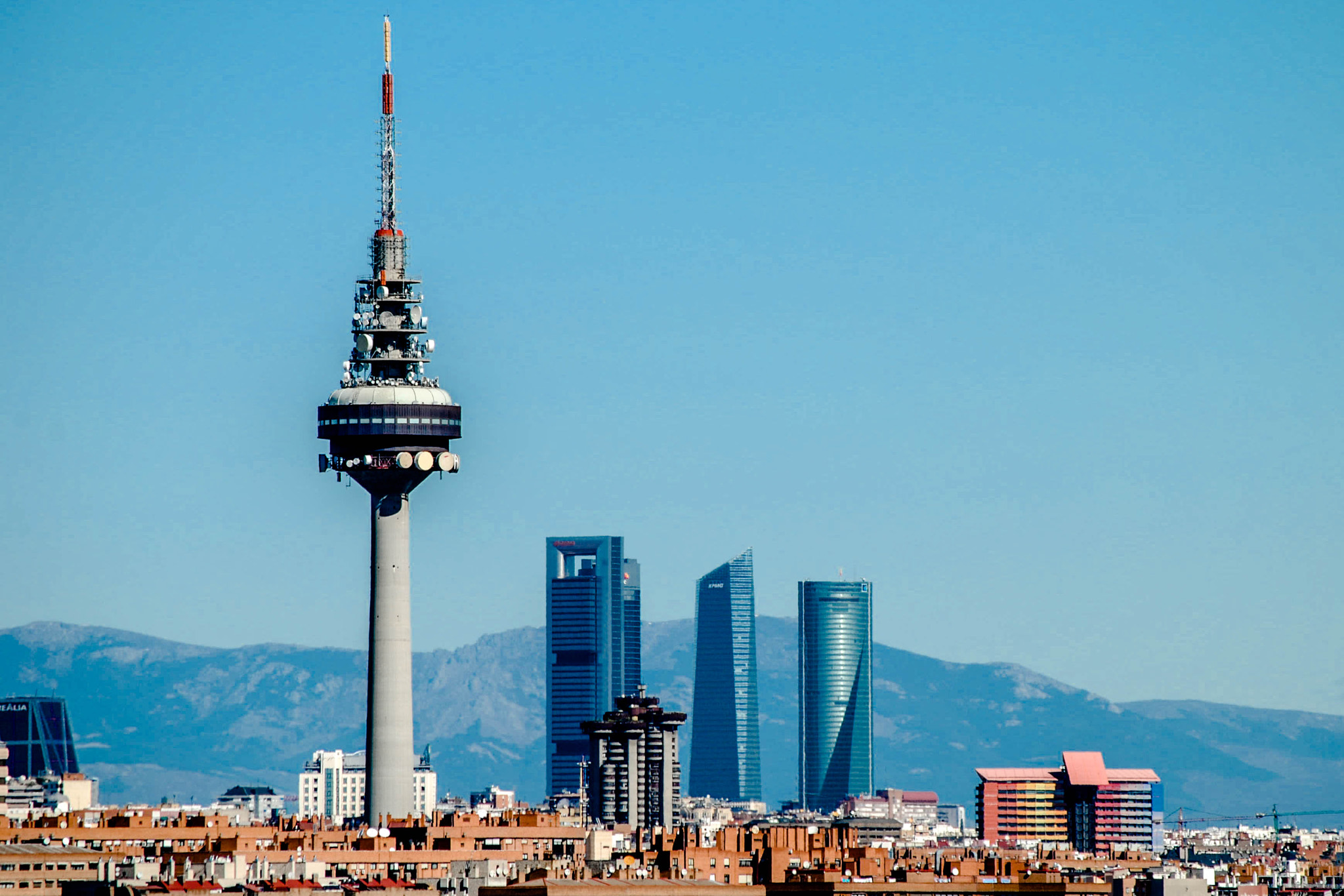 Nikon D3000 sample photo. Skyline photography