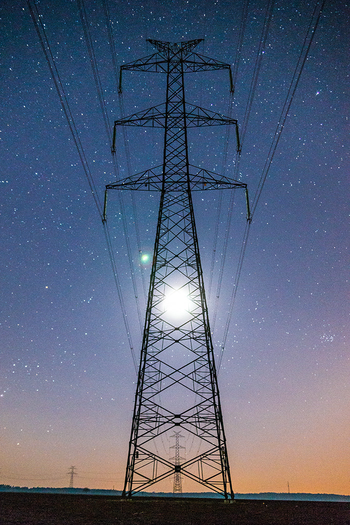 Sony a99 II + Sony 28-75mm F2.8 SAM sample photo. (moon) photography