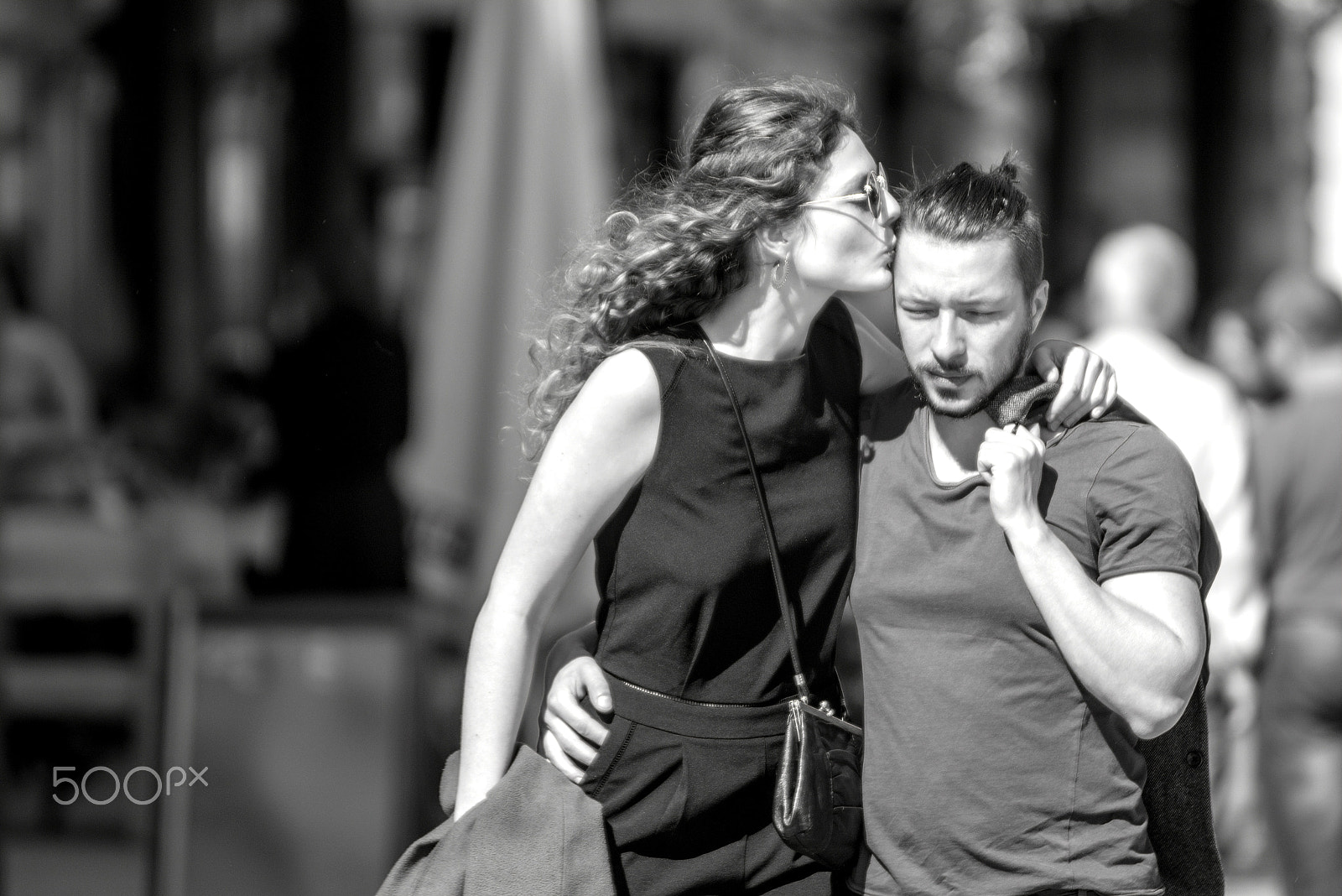 Pentax K-3 sample photo. The kiss photography
