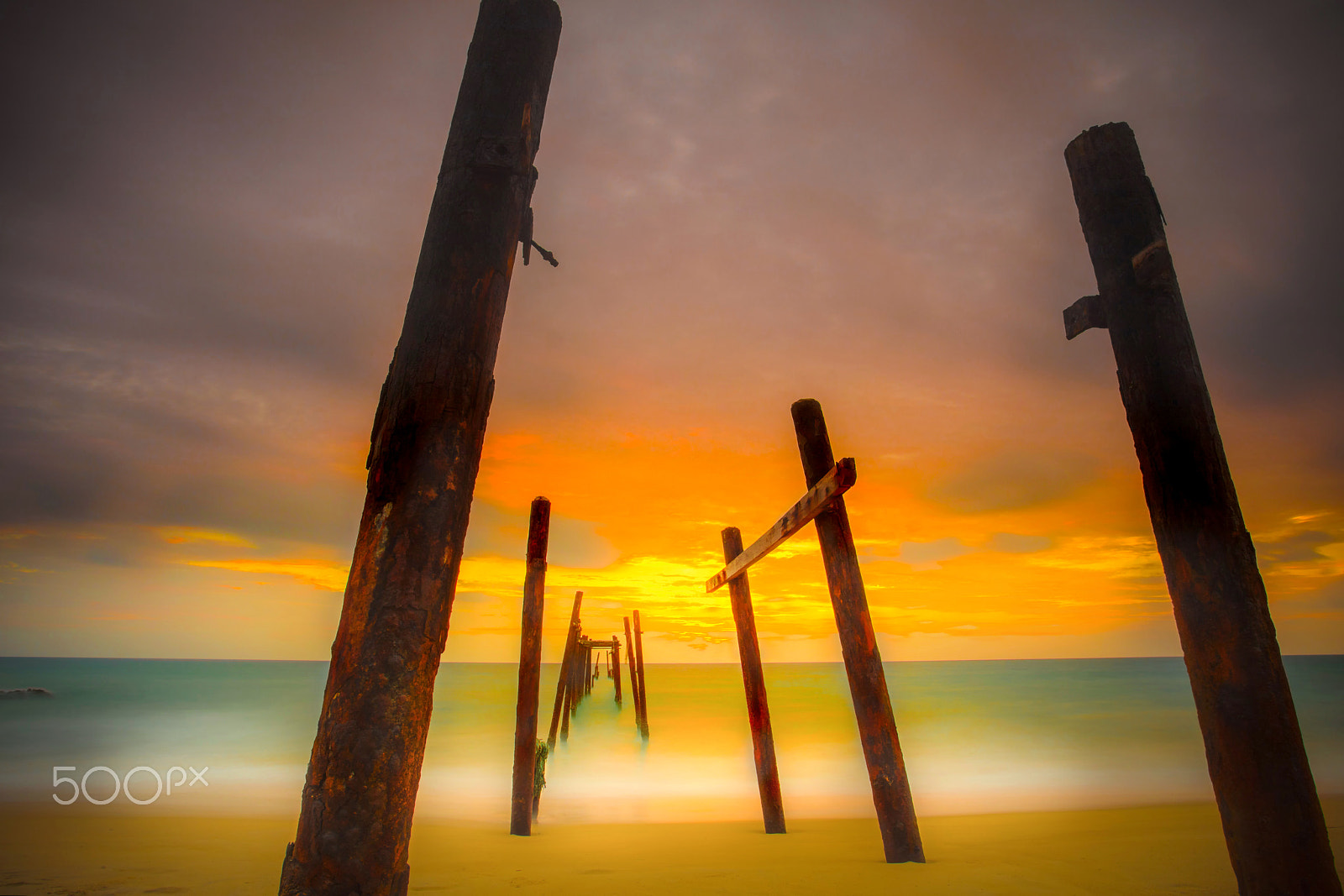 Canon EOS 5DS R + Canon EF 17-40mm F4L USM sample photo. The older pier  bridge wooden. photography