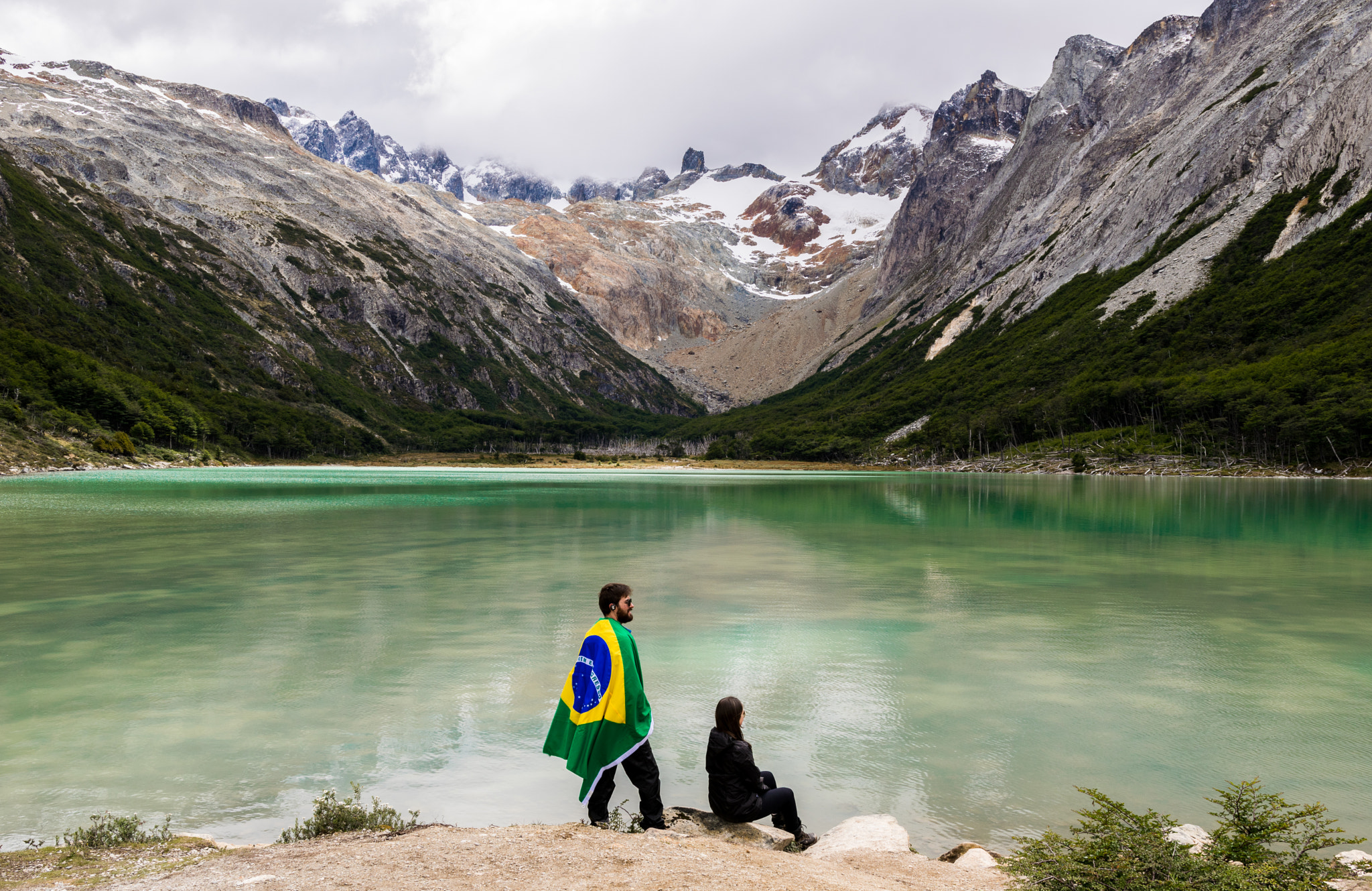 Nikon D5300 + Sigma 18-35mm F1.8 DC HSM Art sample photo. Brazilians going around there photography