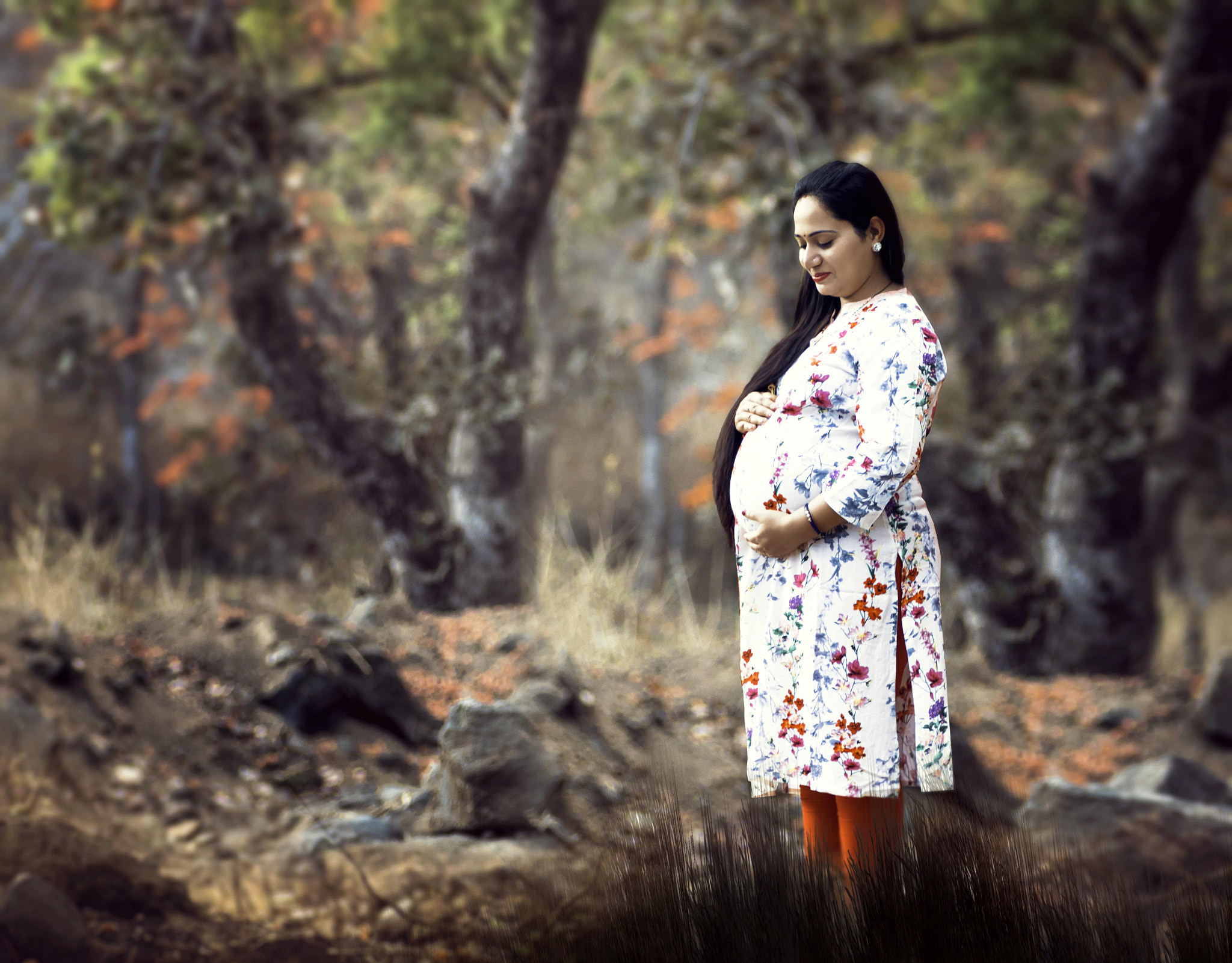 Canon EOS 80D + Tamron SP AF 90mm F2.8 Di Macro sample photo. Maternity shoot in india photography