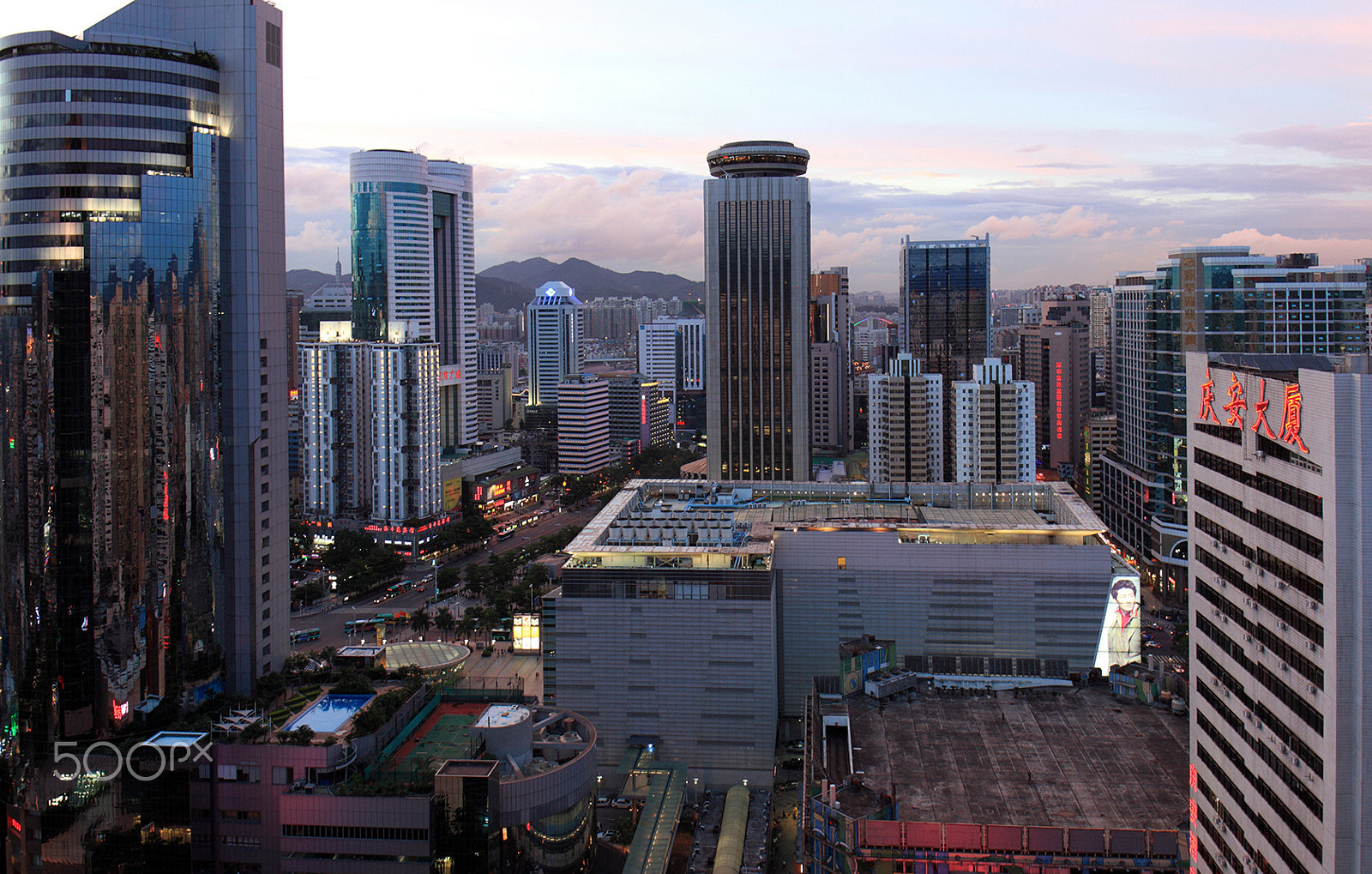 Canon EF 24-70mm F4L IS USM sample photo. China shenzheng nightscape photography