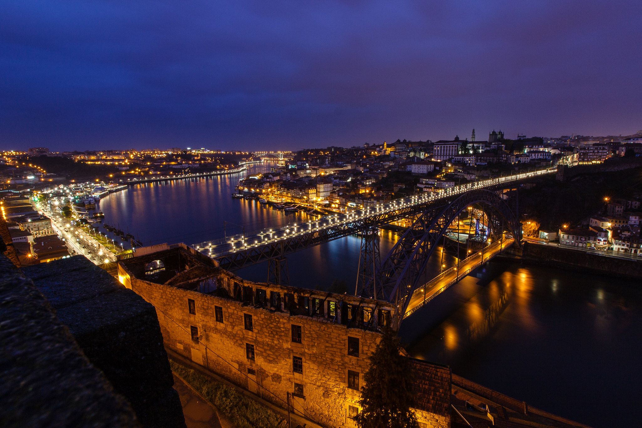 Canon EOS 600D (Rebel EOS T3i / EOS Kiss X5) sample photo. Blue hour in porto, portugal photography