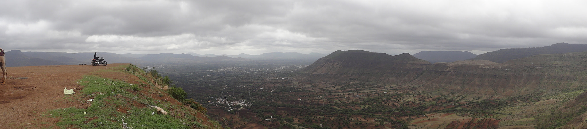 Sony DSC-WX7 sample photo. From a hill top photography