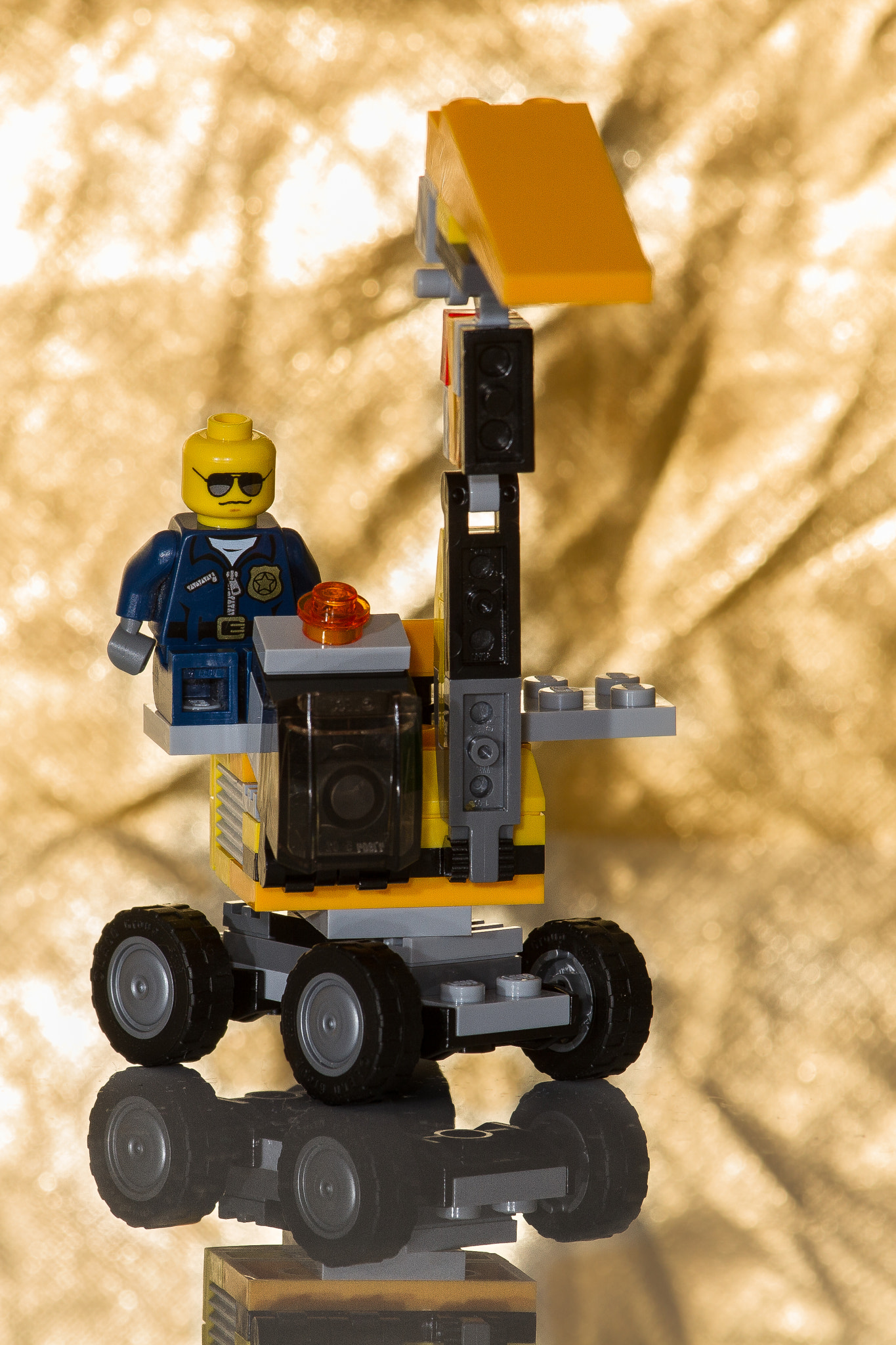 Canon EOS 7D + Canon EF 70-200mm F4L IS USM sample photo. Lego explorer photography