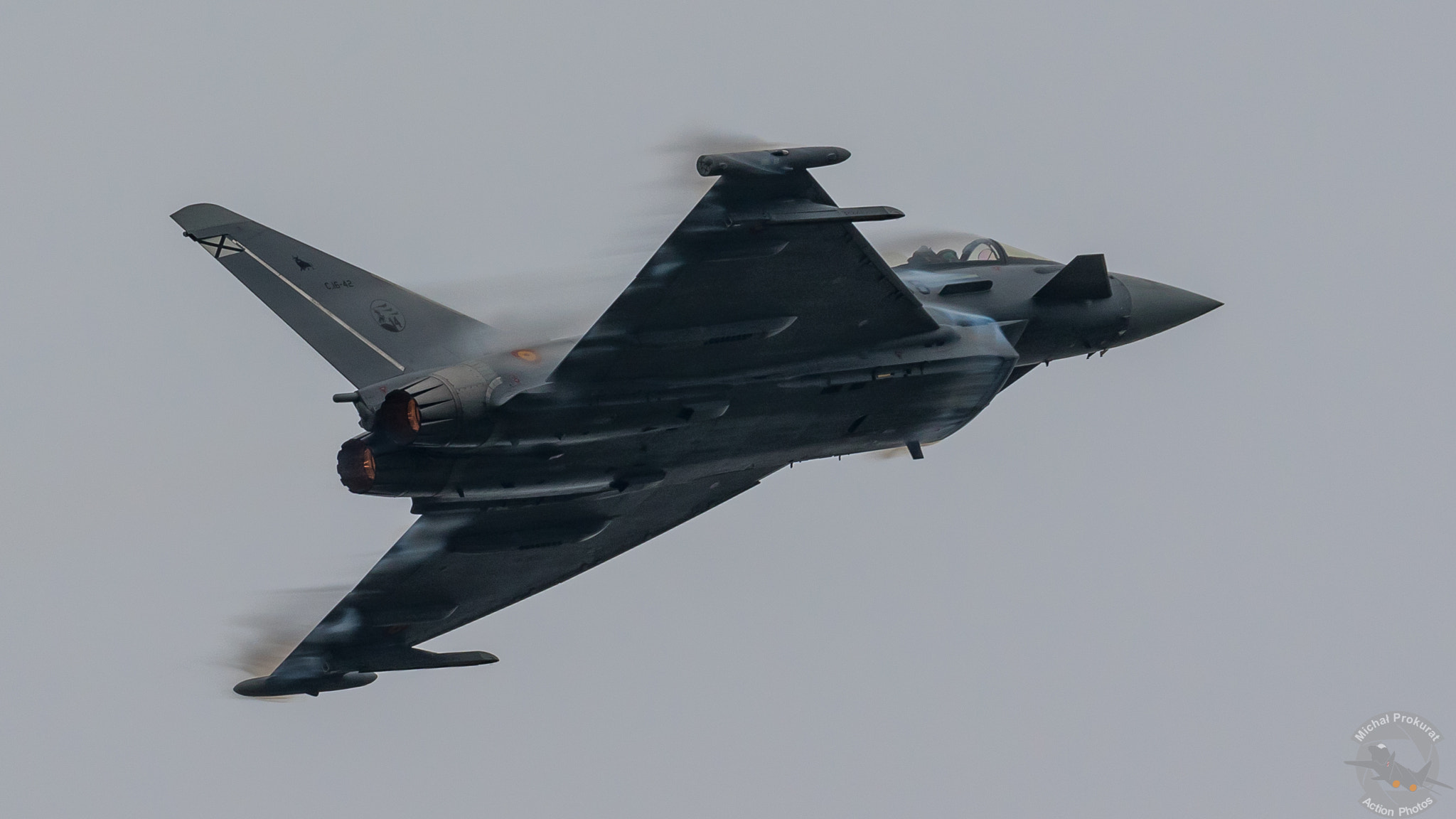 150-600mm F5-6.3 DG OS HSM | Sports 014 sample photo. I feel the need for speed! photography