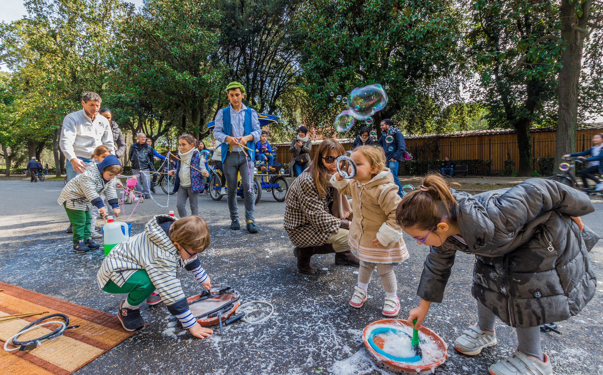 Sigma 10-20mm F3.5 EX DC HSM sample photo. Enfants rome photography