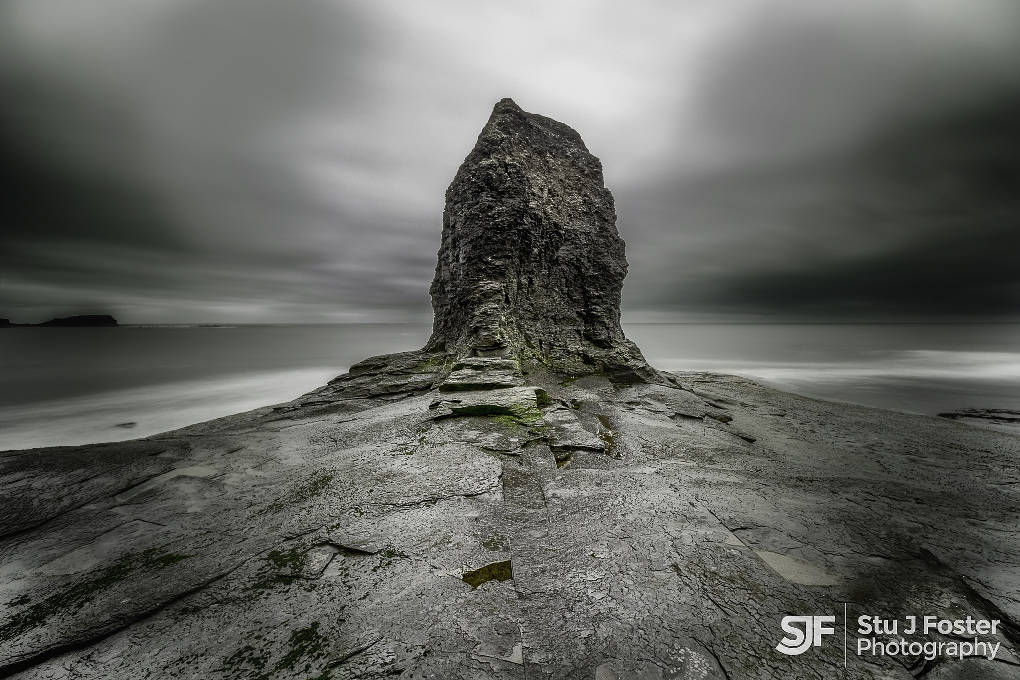 Fujifilm XF 10-24mm F4 R OIS sample photo. The rock & the sea photography