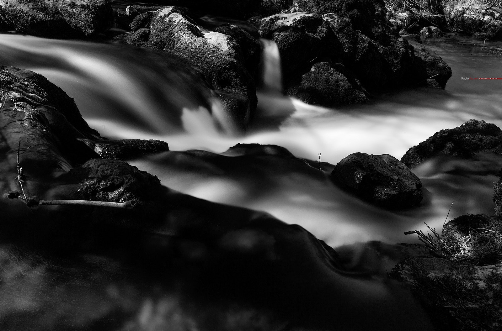 Canon EF 16-35mm F4L IS USM sample photo. Lo scorrere perpetuo photography