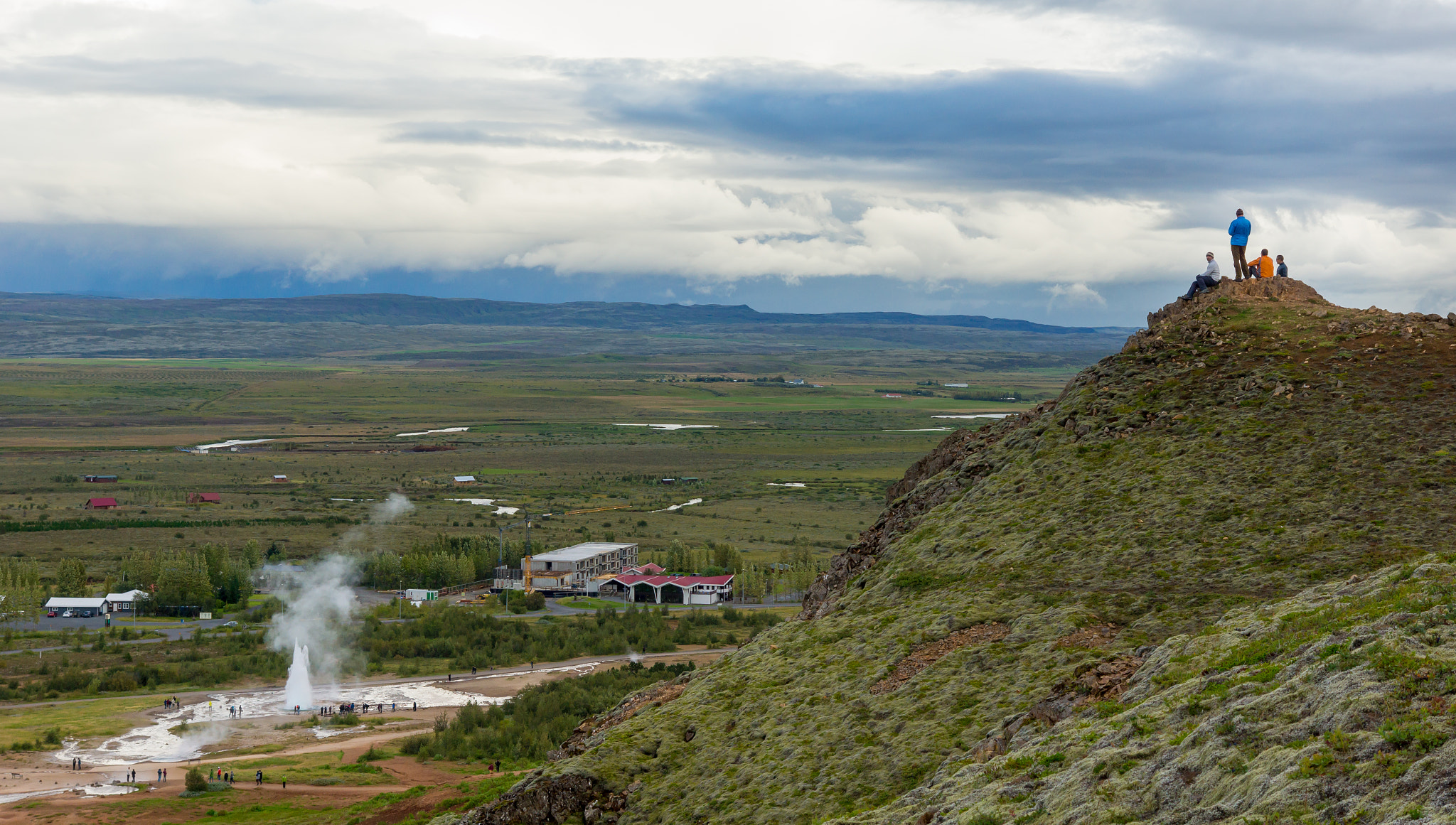 Sony SLT-A77 + Sony Vario-Sonnar T* DT 16-80mm F3.5-4.5 ZA sample photo. Looking down on geysir photography
