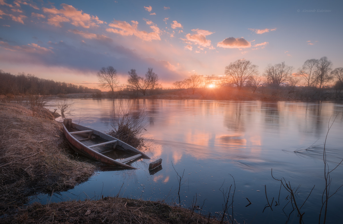 Nikon D810 sample photo. Evening march at the river ugra... photography