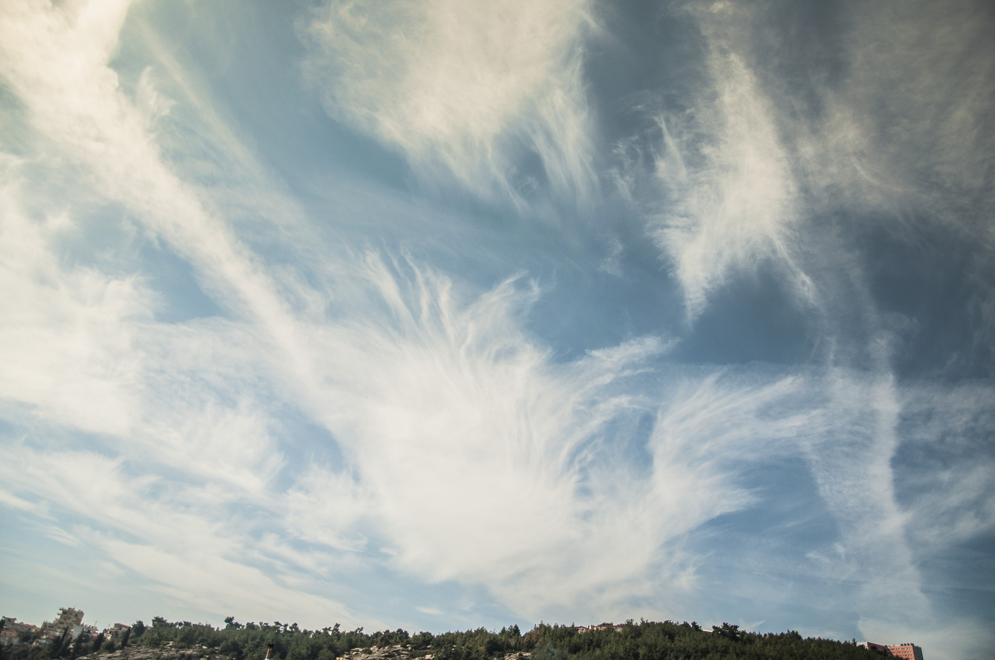Nikon D90 sample photo. Cloudy sky photography