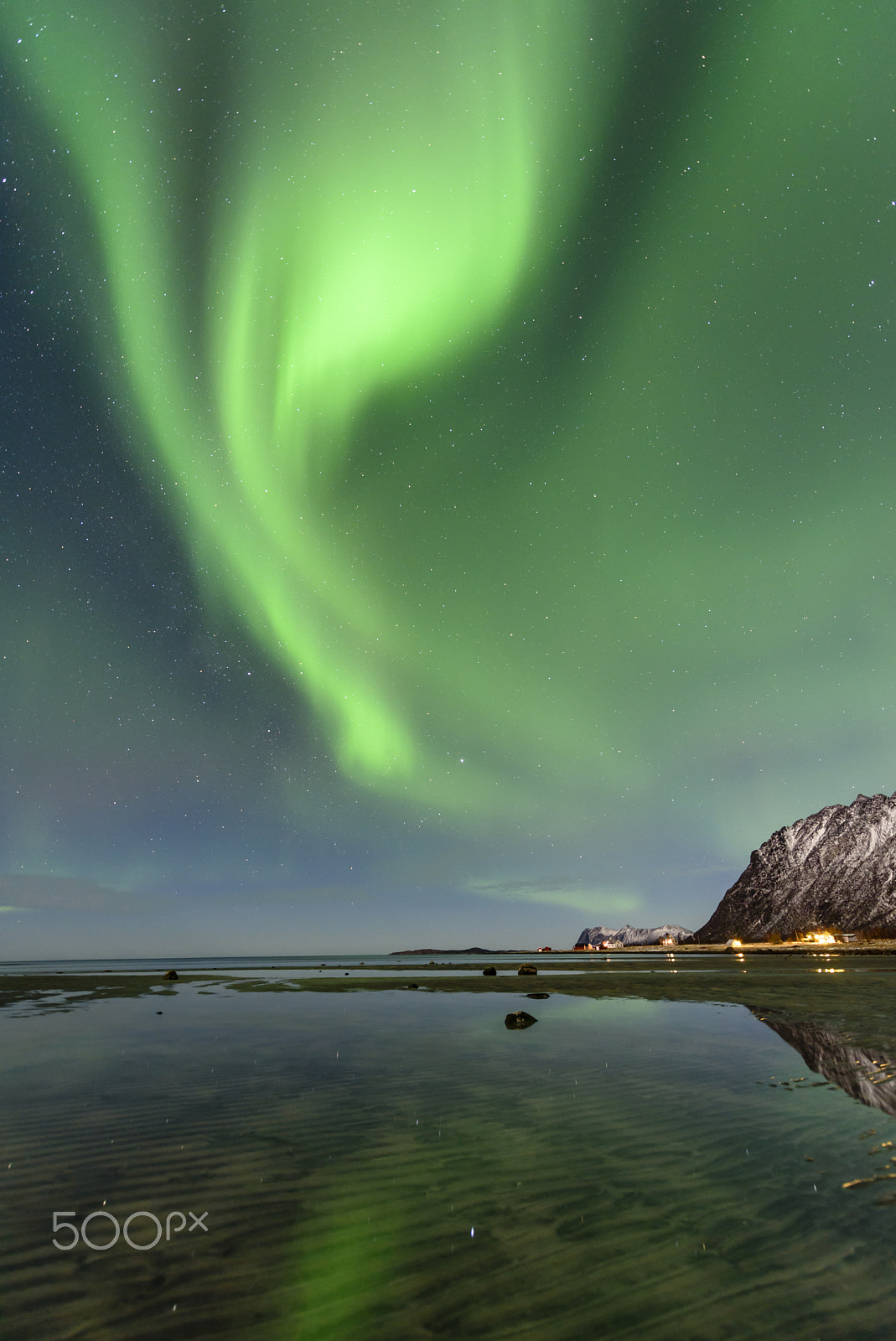 Nikon AF-S Nikkor 14-24mm F2.8G ED sample photo. Aurora photography
