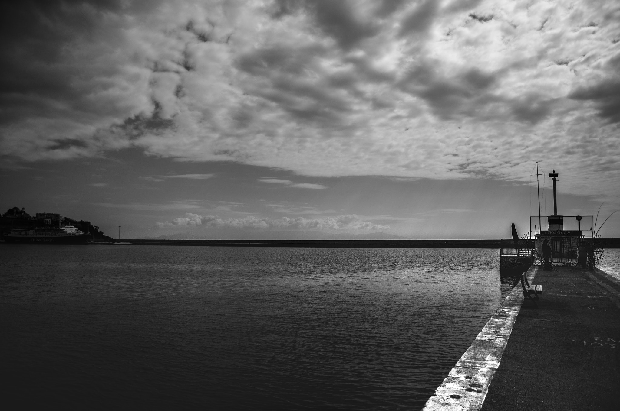 Nikon D90 sample photo. Sky & sea photography