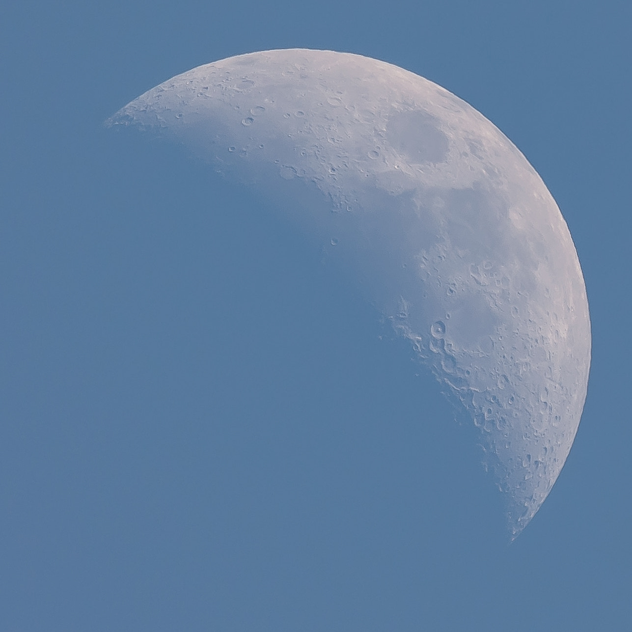 Nikon AF-S Nikkor 200-500mm F5.6E ED VR sample photo. Moon in the blue sky (5.18 pm) photography