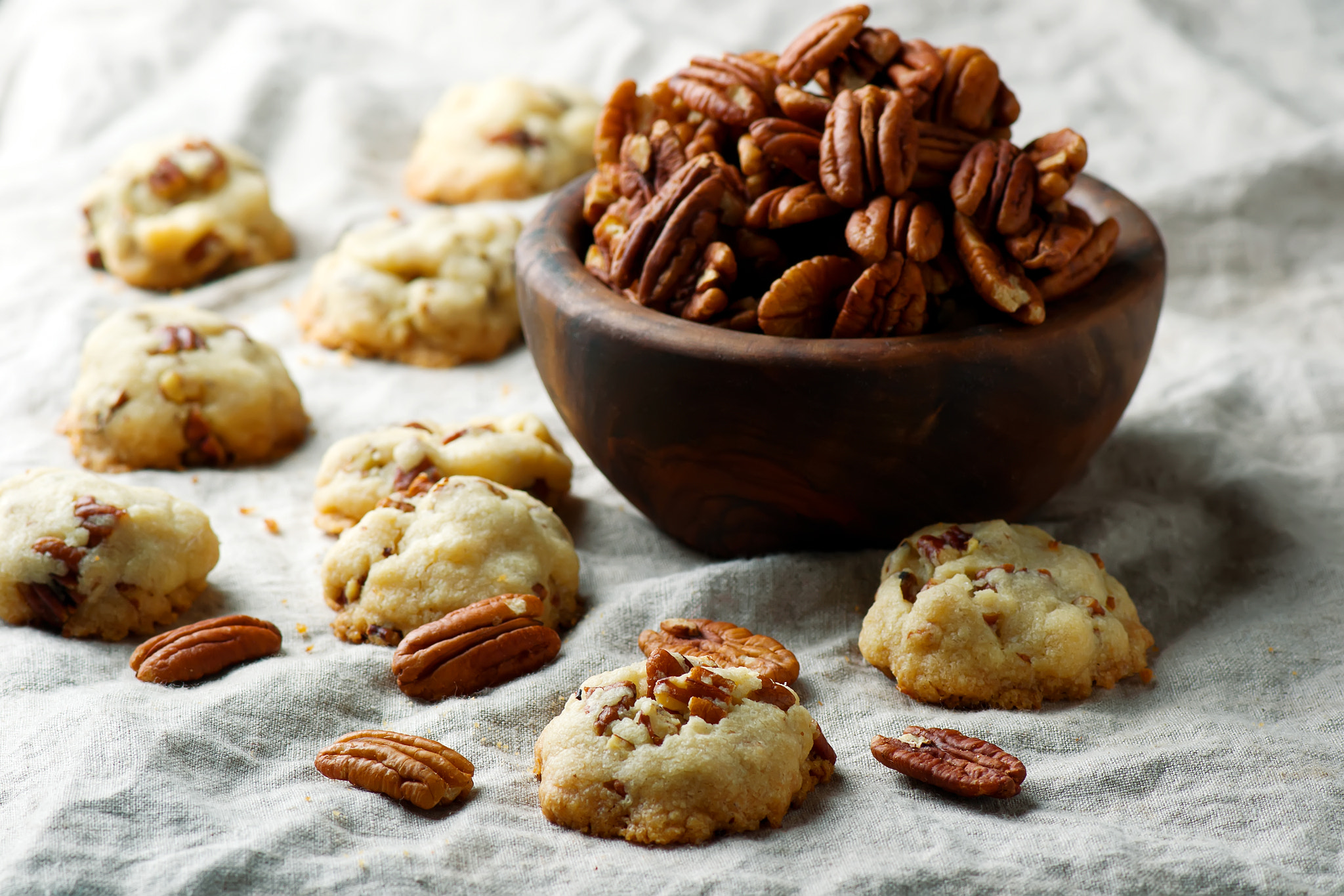 Nikon AF-S Micro-Nikkor 105mm F2.8G IF-ED VR sample photo. Pecan cookies.style rustic photography