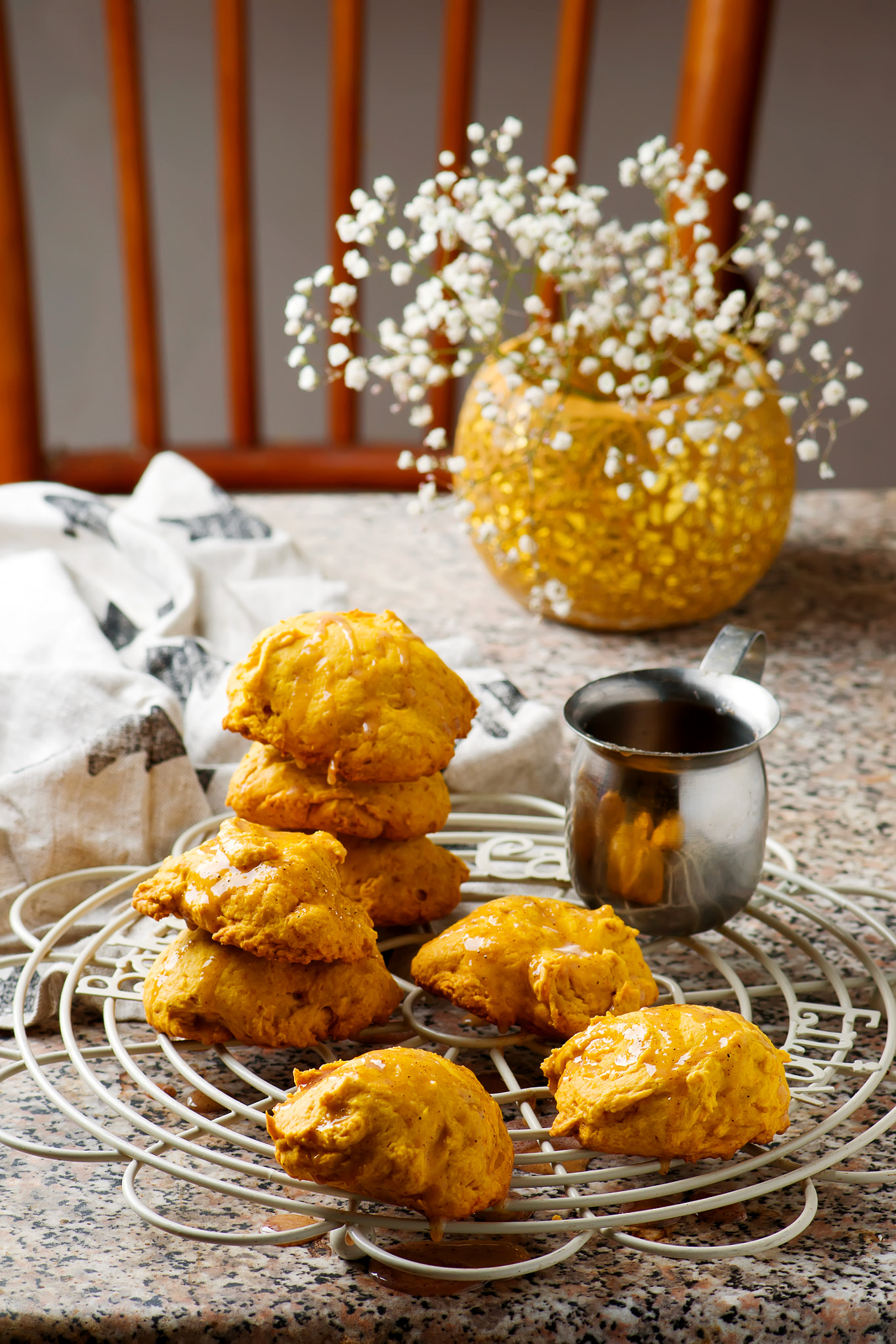 Nikon AF-S Micro-Nikkor 105mm F2.8G IF-ED VR sample photo. Pumpkin cookies with cinnamon glaze..style rustic photography