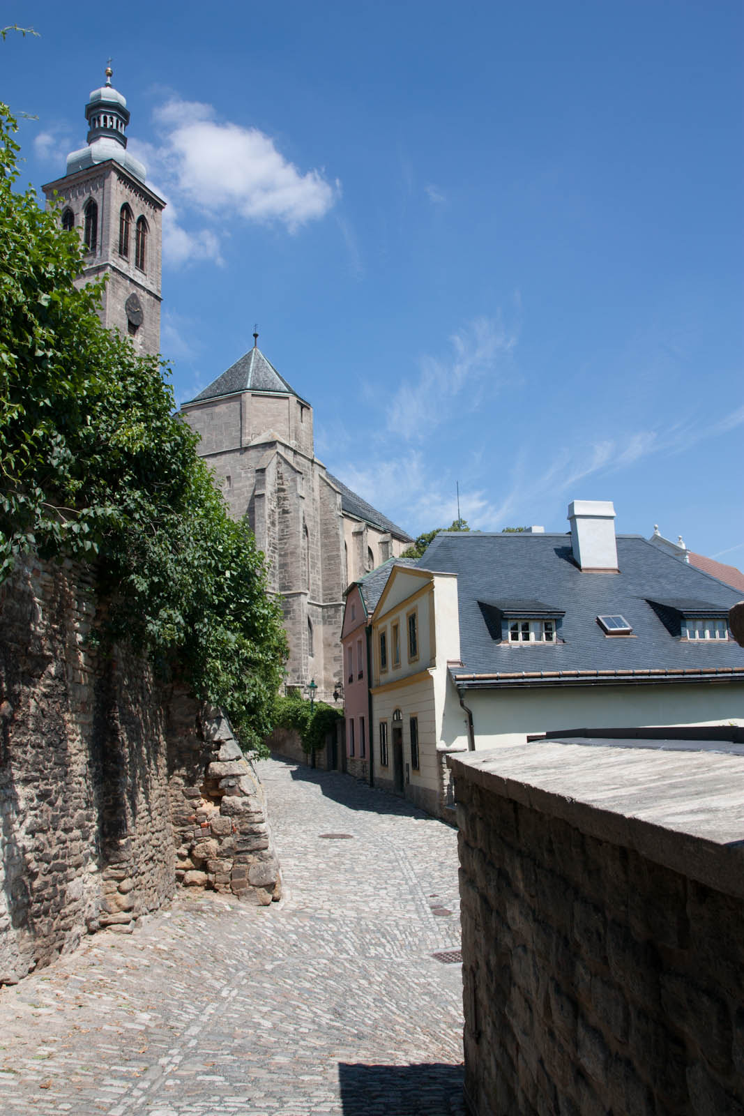 Canon EF-S 17-55mm F2.8 IS USM sample photo. Church of st. jacob photography