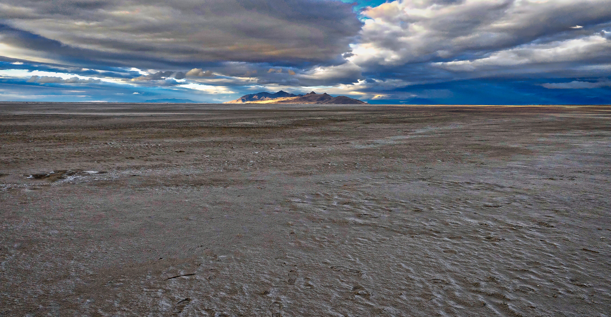 Sony Cyber-shot DSC-RX100 IV sample photo. Salt lake in winter photography