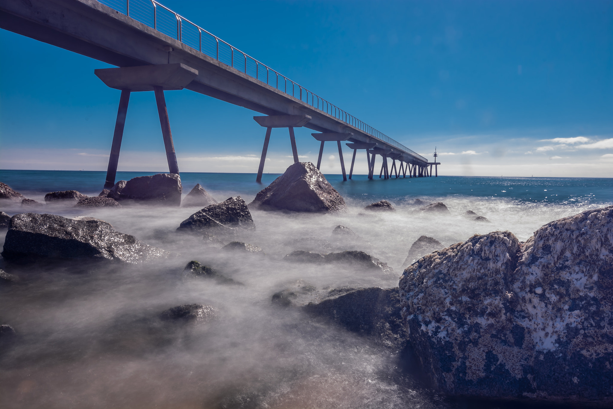 Nikon D7100 sample photo. El pont del petroli photography