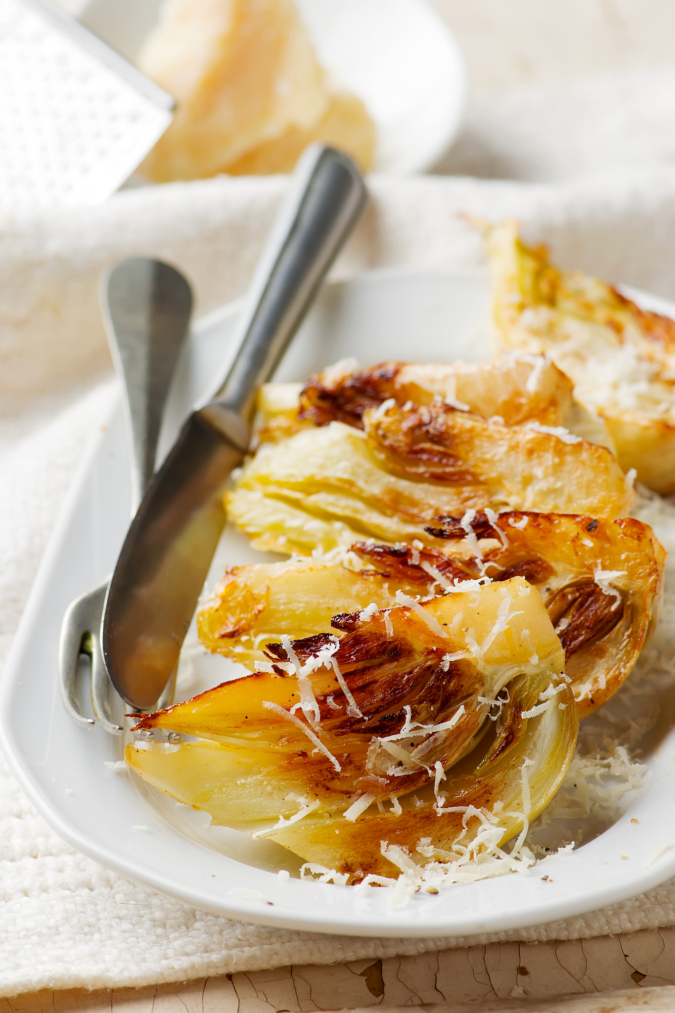 Nikon AF-S Micro-Nikkor 105mm F2.8G IF-ED VR sample photo. Parmesan fennel on white plate photography