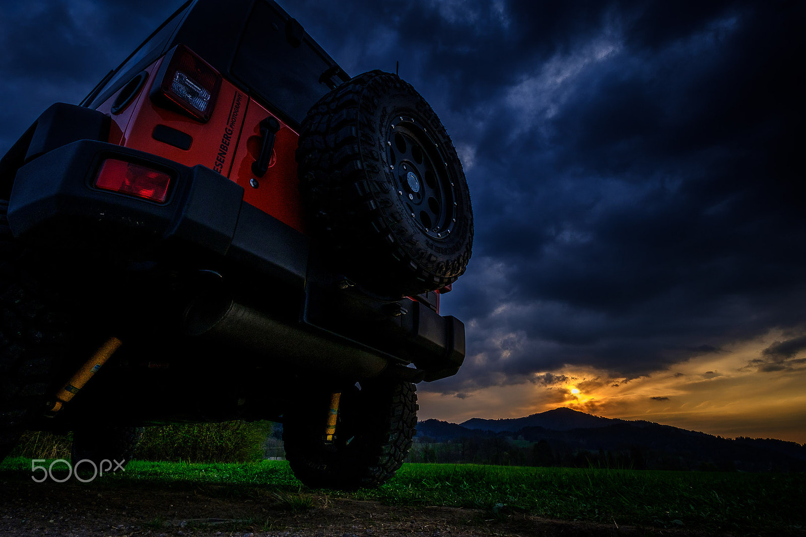 Fujifilm X-T2 sample photo. Sundowner with wrangler photography