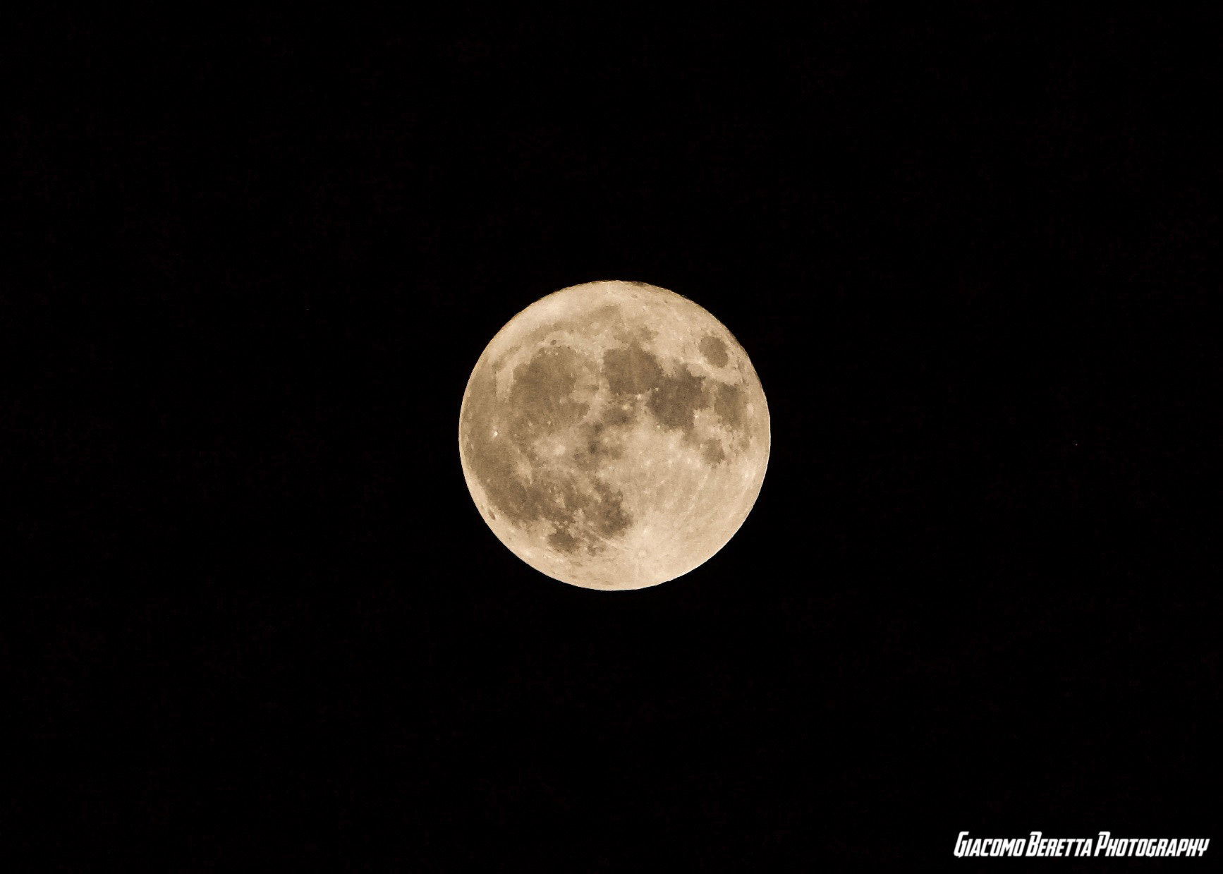 Canon EOS 60D + Canon EF 70-200mm F2.8L IS USM sample photo. Moon, and the amazing sky. photography