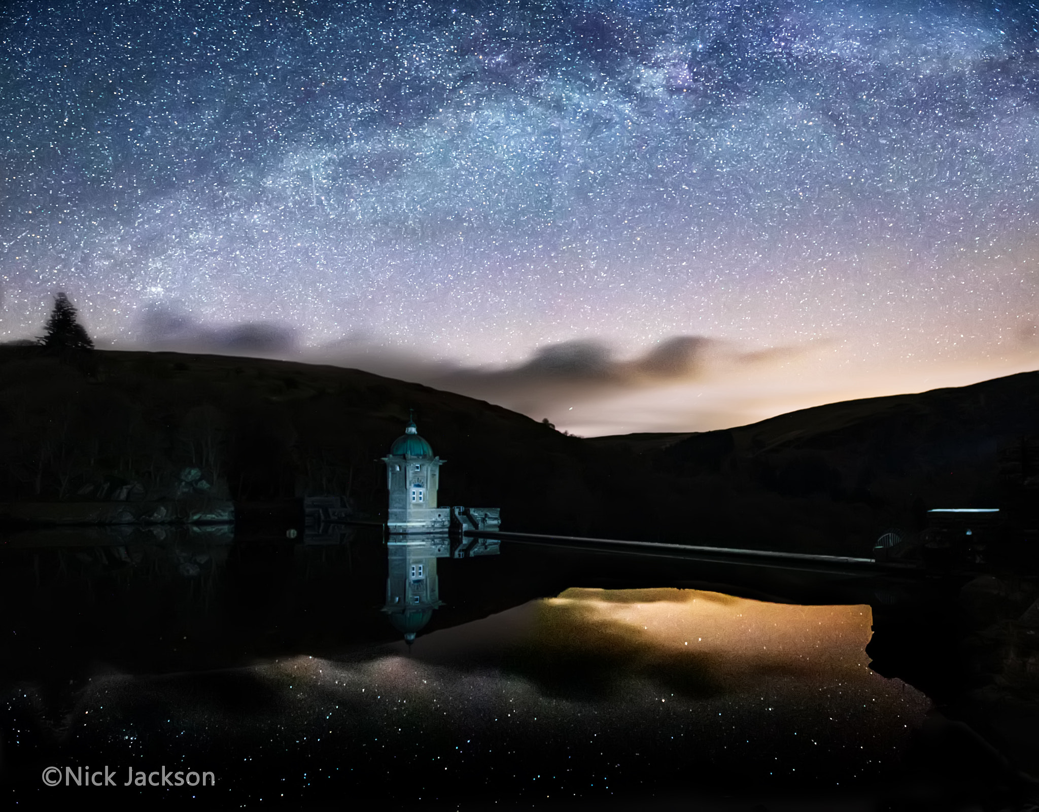 Nikon AF-S Nikkor 17-35mm F2.8D ED-IF sample photo. Pen-y-garreg photography