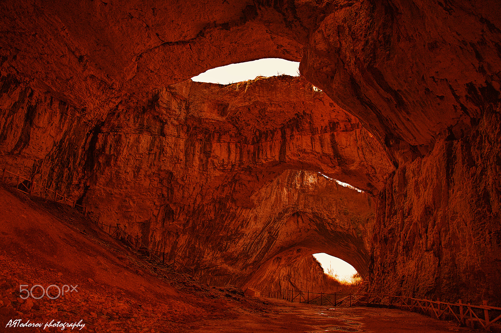 Nikon D5200 sample photo. The red cave photography