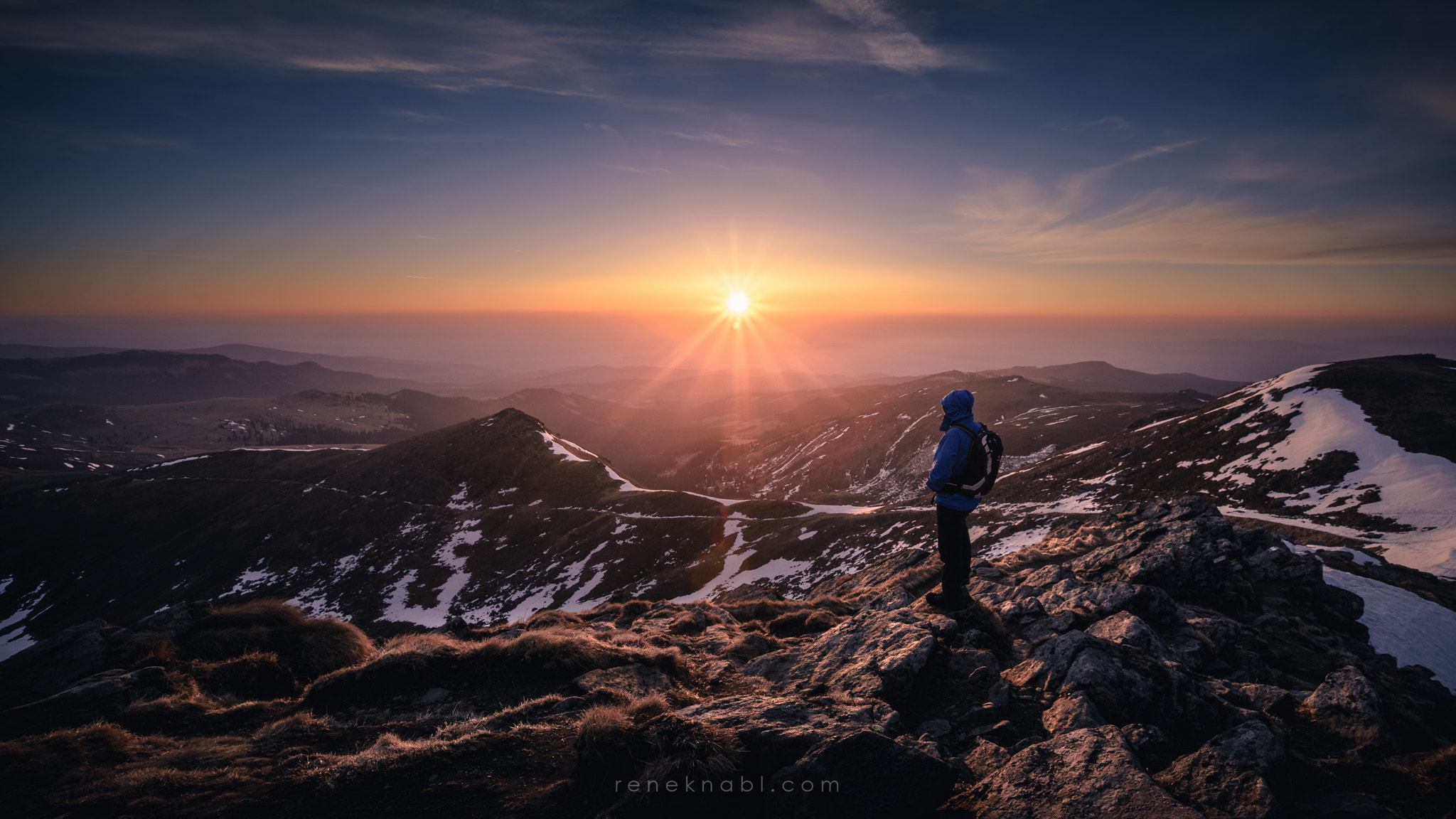 Sigma 10-20mm F3.5 EX DC HSM sample photo. Watch the sunrise photography