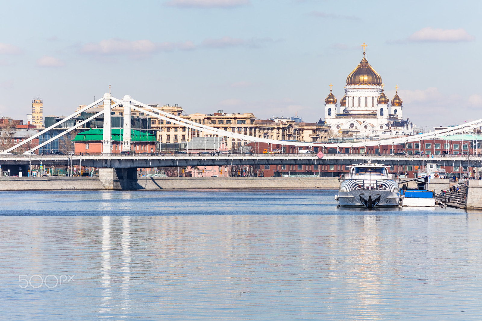 Canon EF 200mm F2.8L II USM sample photo. Moscow river in spring photography