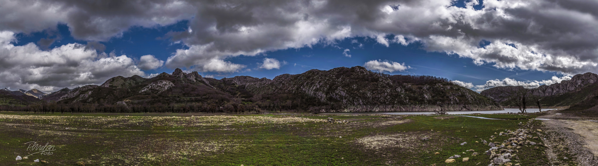 Tamron 16-300mm F3.5-6.3 Di II VC PZD Macro sample photo. El porma "bajo el agua" 5 img pano photography