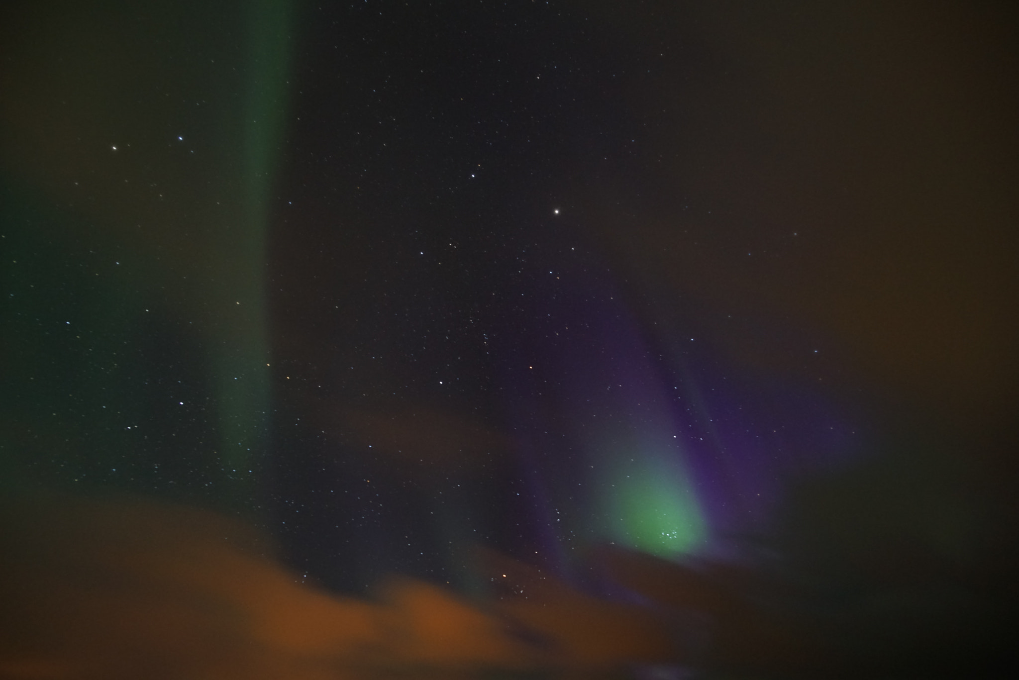 Sony a7R + Sony FE 24-240mm F3.5-6.3 OSS sample photo. Aurora borealis photography